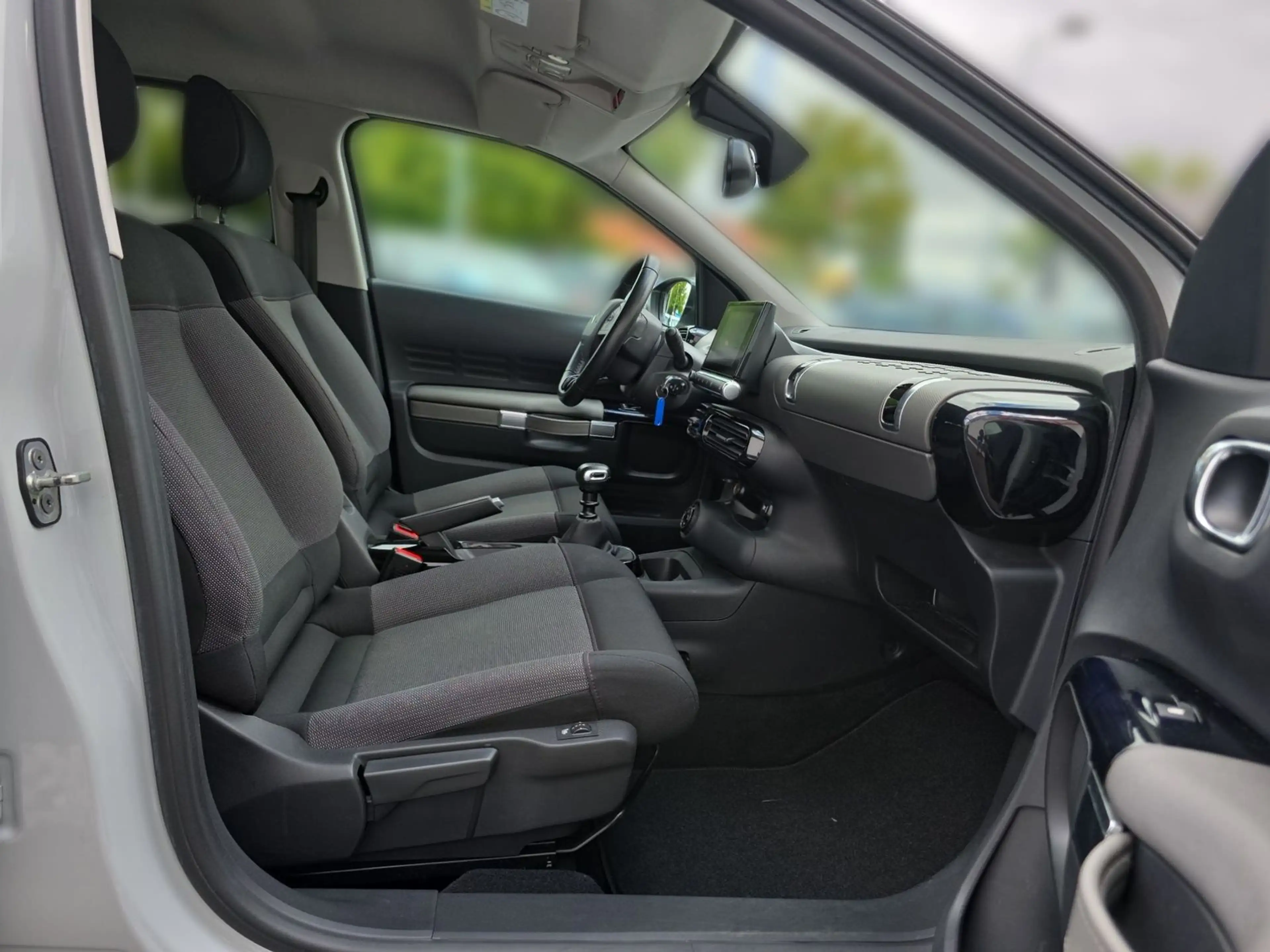 Citroen C4 Cactus 1.2 12V e-THP Feel Navi Kamera AHK — photo 15