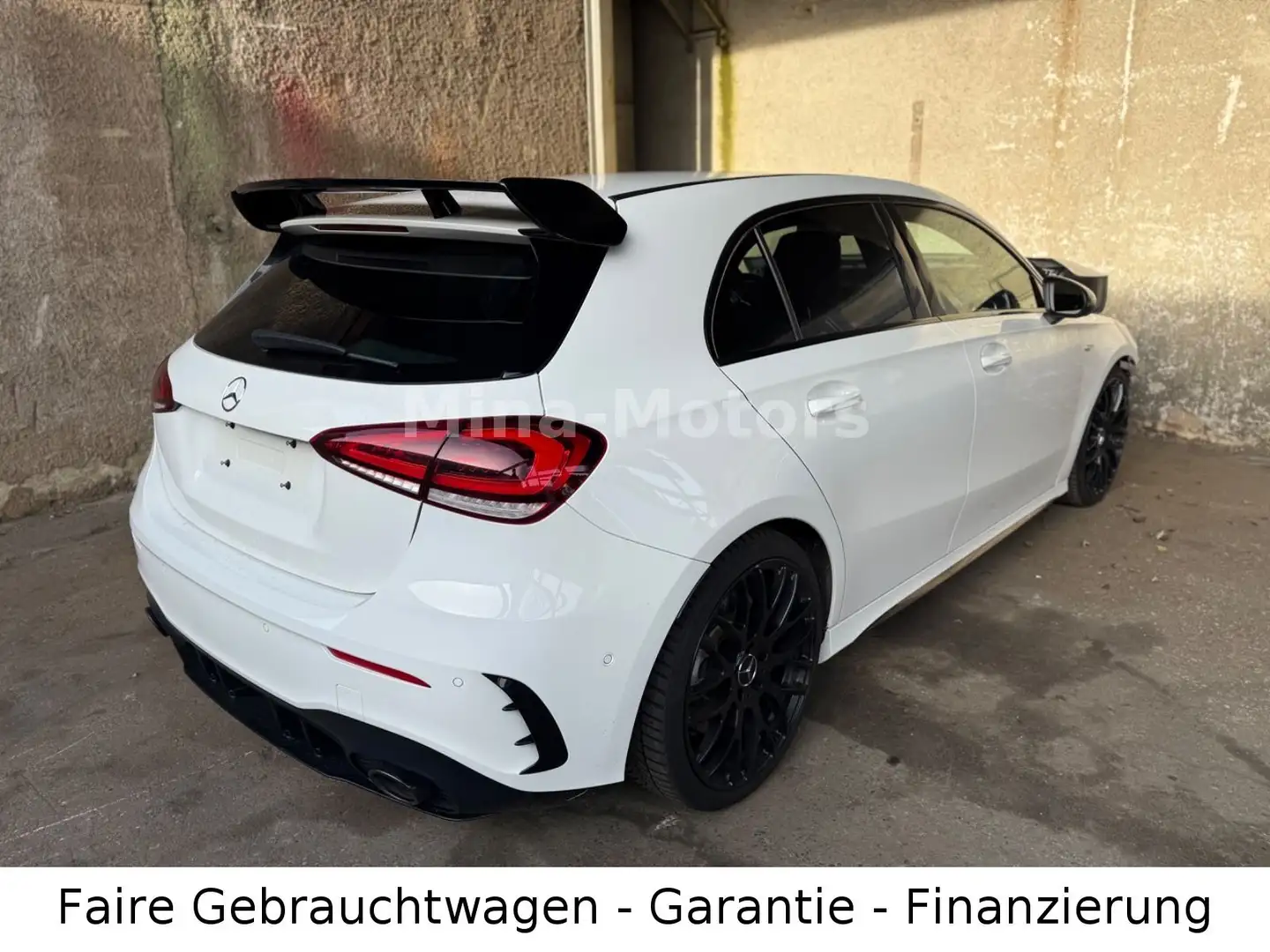 Mercedes-Benz A 35 AMG 4Matic Aerodynamik Paket Weiß - 1