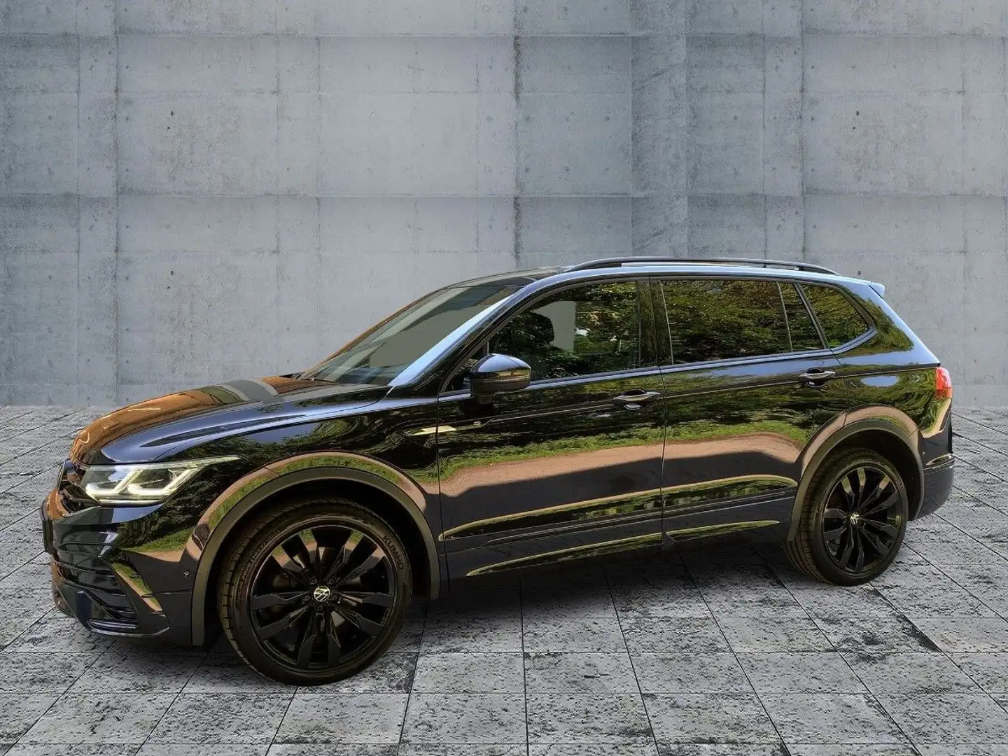 Volkswagen Tiguan Allspace 2.0 TDI 4M DSG R-LINE IQ+NAV+AHK Schwarz - 2