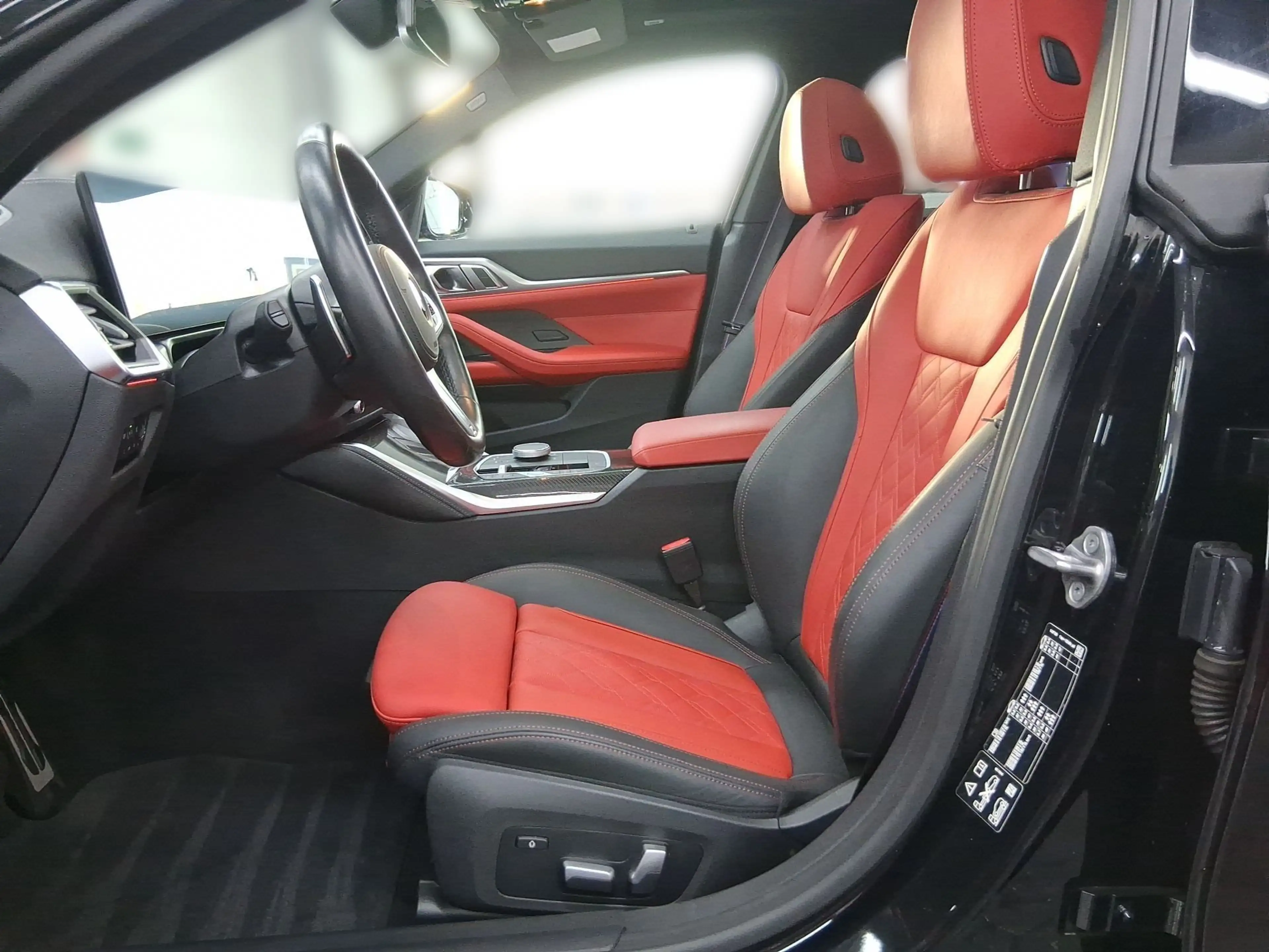 BMW M4 40i xDrive M-Sport-Pro*Glasdach*19" *DrivingAssist — photo 7