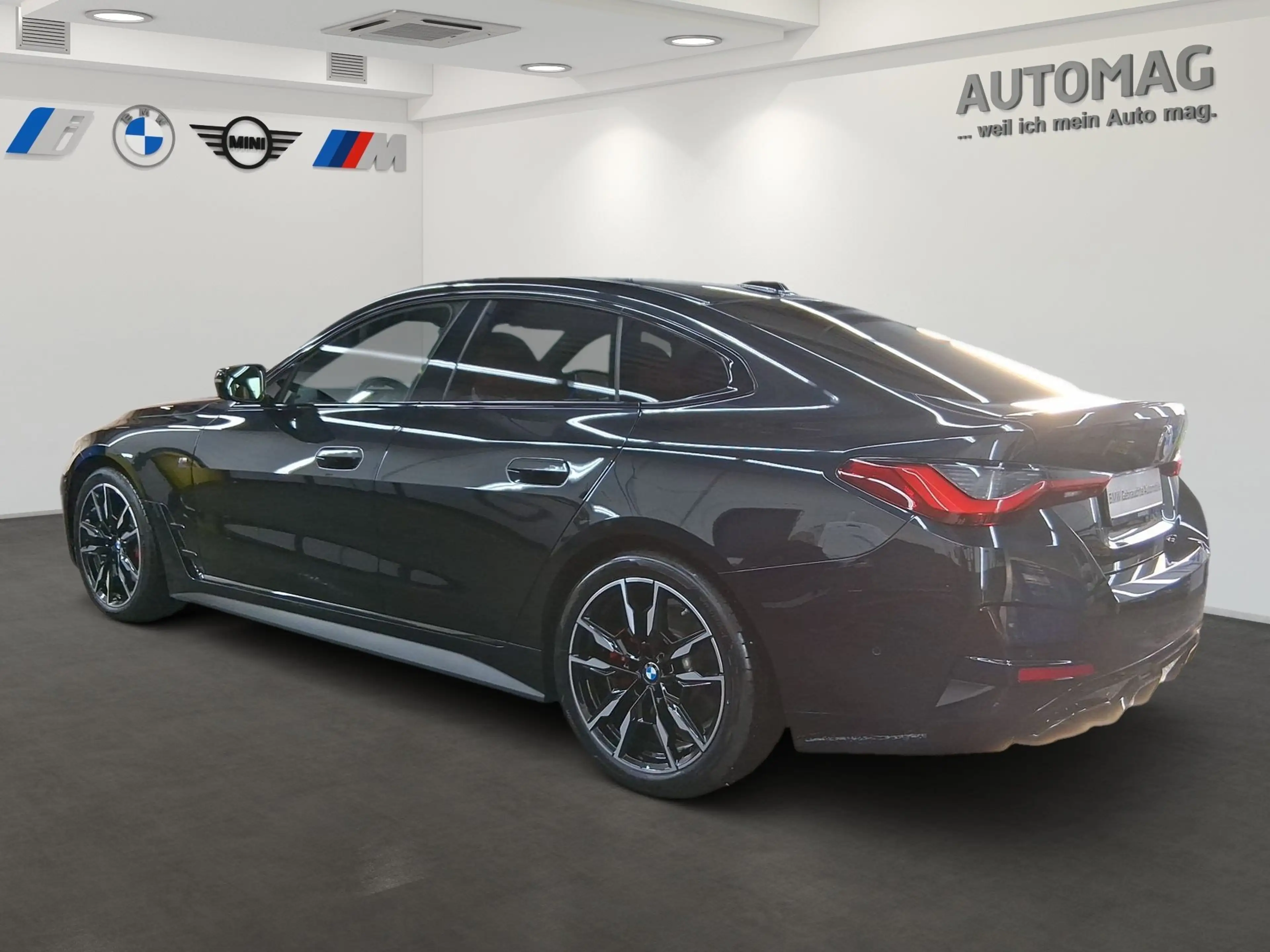 BMW M4 40i xDrive M-Sport-Pro*Glasdach*19" *DrivingAssist — photo 4