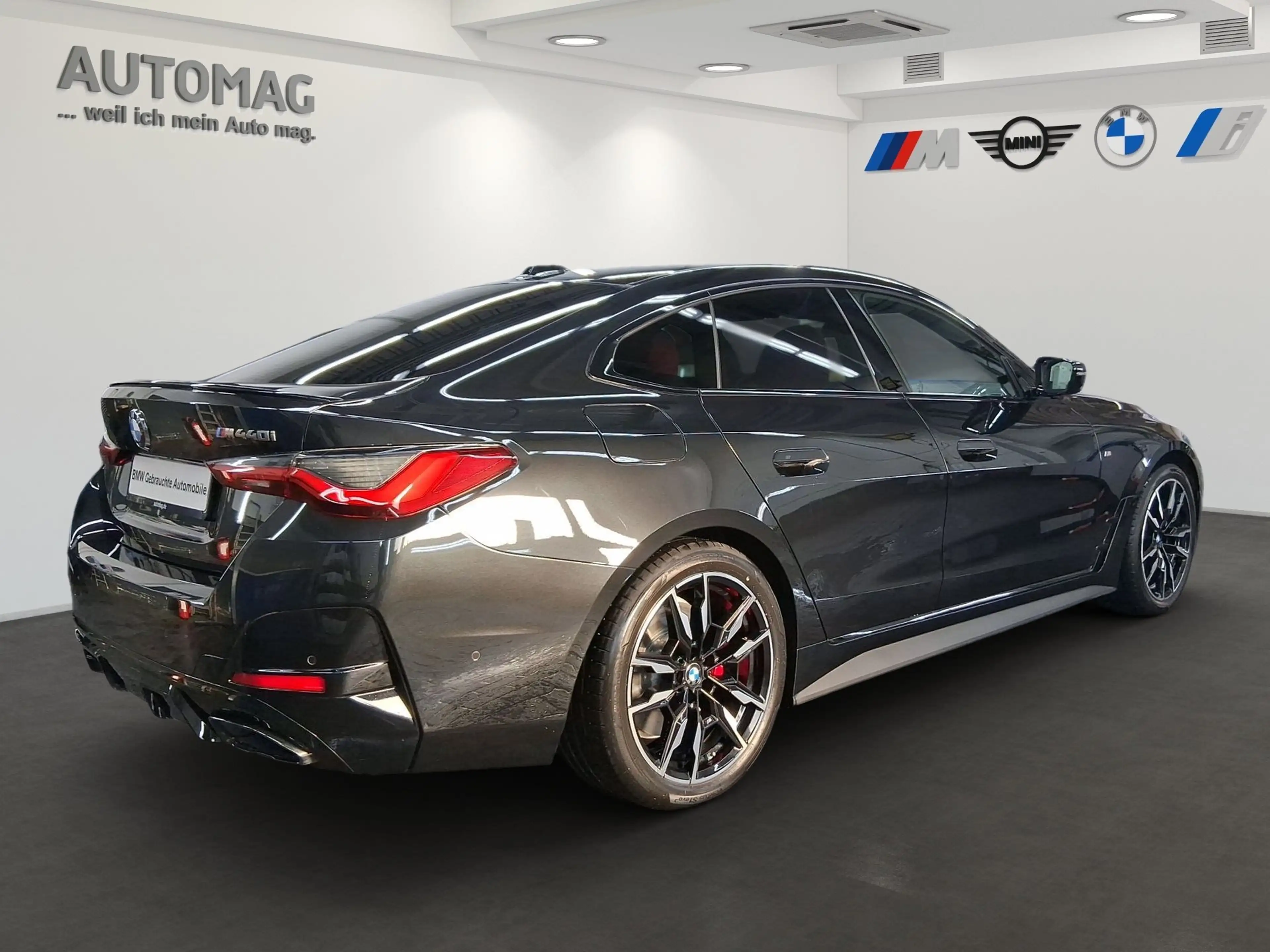 BMW M4 40i xDrive M-Sport-Pro*Glasdach*19" *DrivingAssist — photo 3
