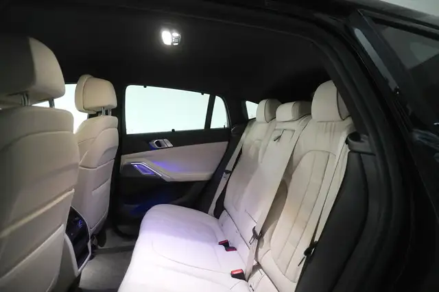 BMW X6 xDrive30d Ansicht 9