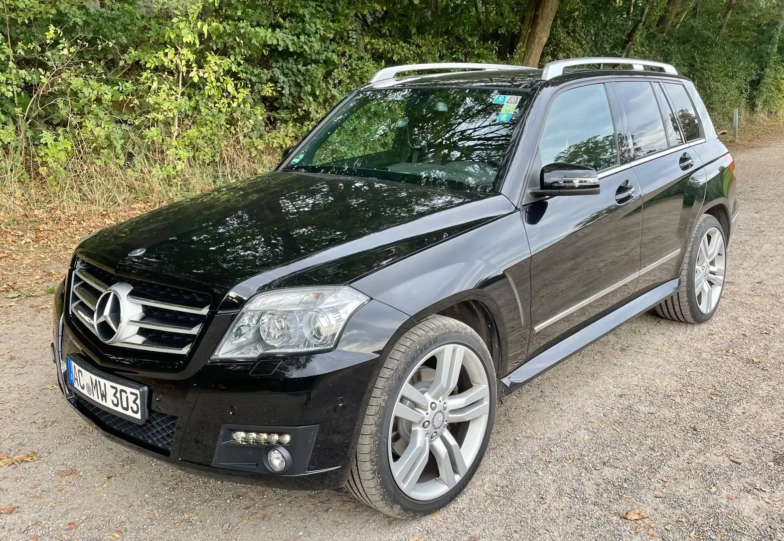Mercedes-Benz GLK 320 GLK-Klasse Diesel CDI DPF 4Matic 7G-TRONIC Schwarz - 1