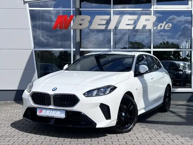 BMW 118 d M Sport Panorama LED Sportsitze Kamara