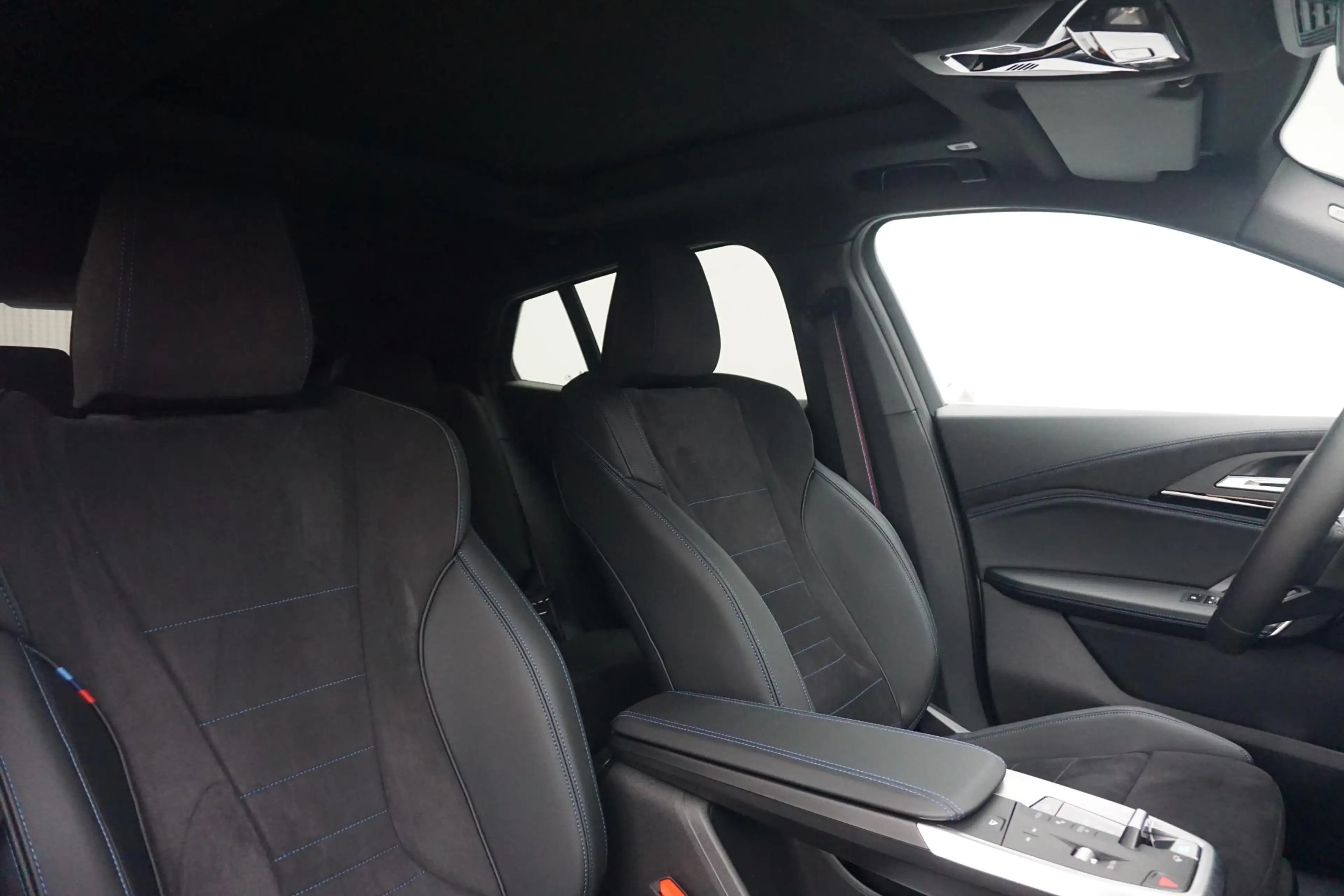 BMW iX2 eDrive20 | M Sportpakket Pro | Trekhaak | Schuif-k — photo 8