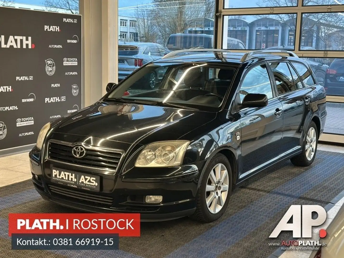 Toyota Avensis Kombi 2.0 D-4D Schwarz - 1
