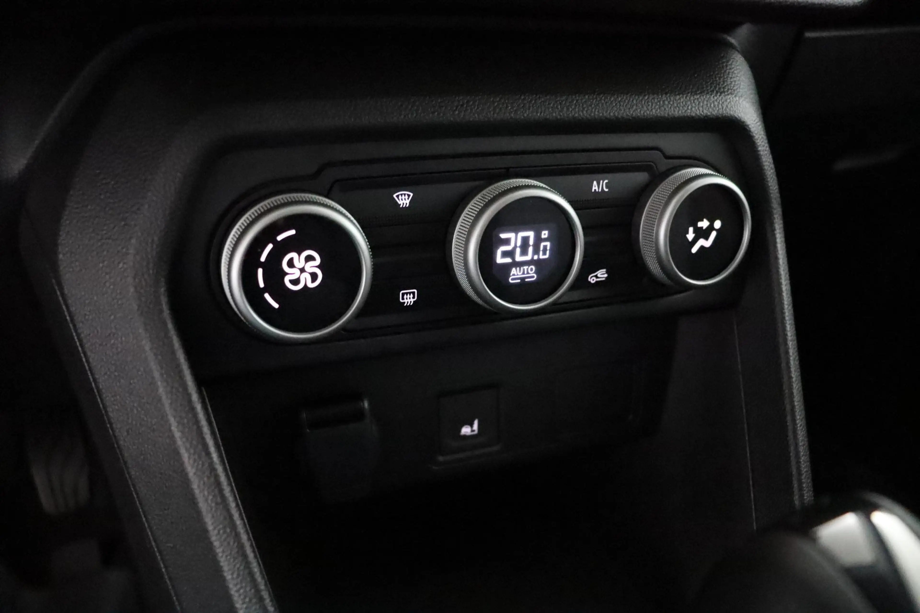 Dacia Jogger hybrid 140 extreme 7-zits | Trekhaak | Stoelverw. — photo 6