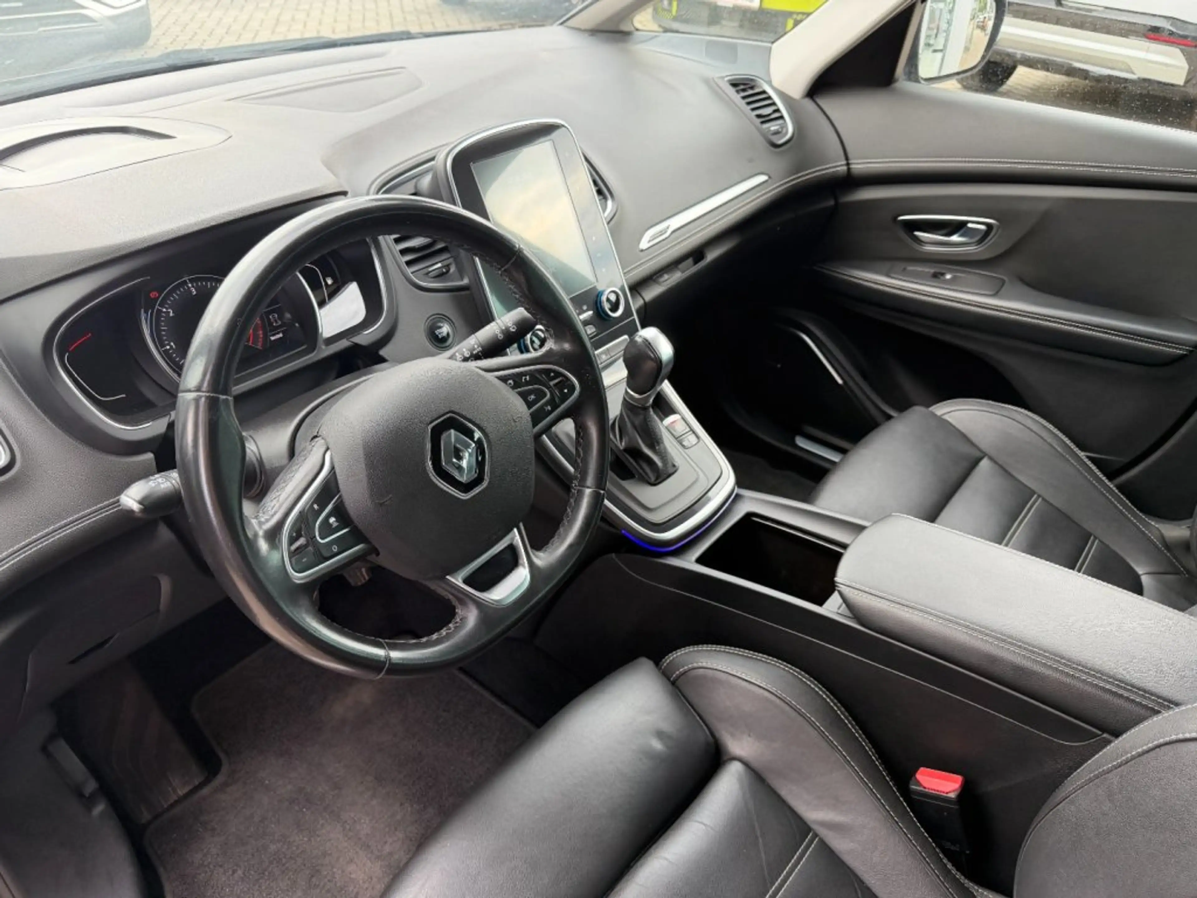 Renault Grand Scenic Grand Scénic Energy dCi 160 EDC Bose — photo 12
