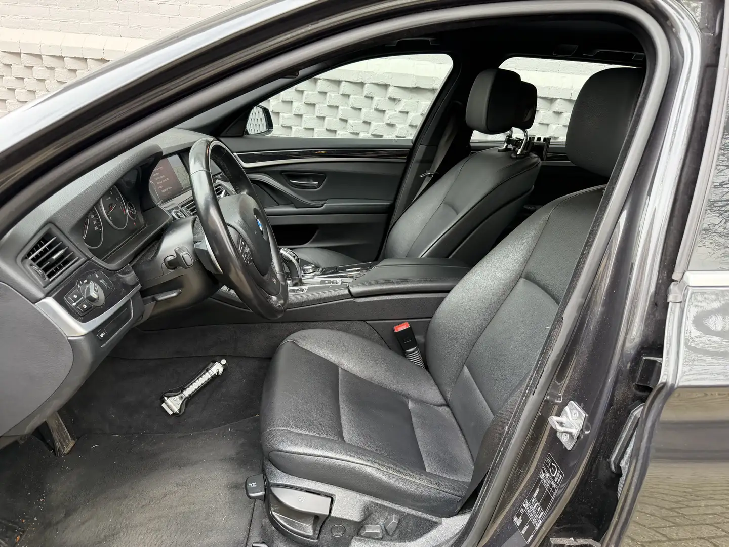 BMW 528 5-serie Touring 528i High Executive Leer Achteruit Grau - 2