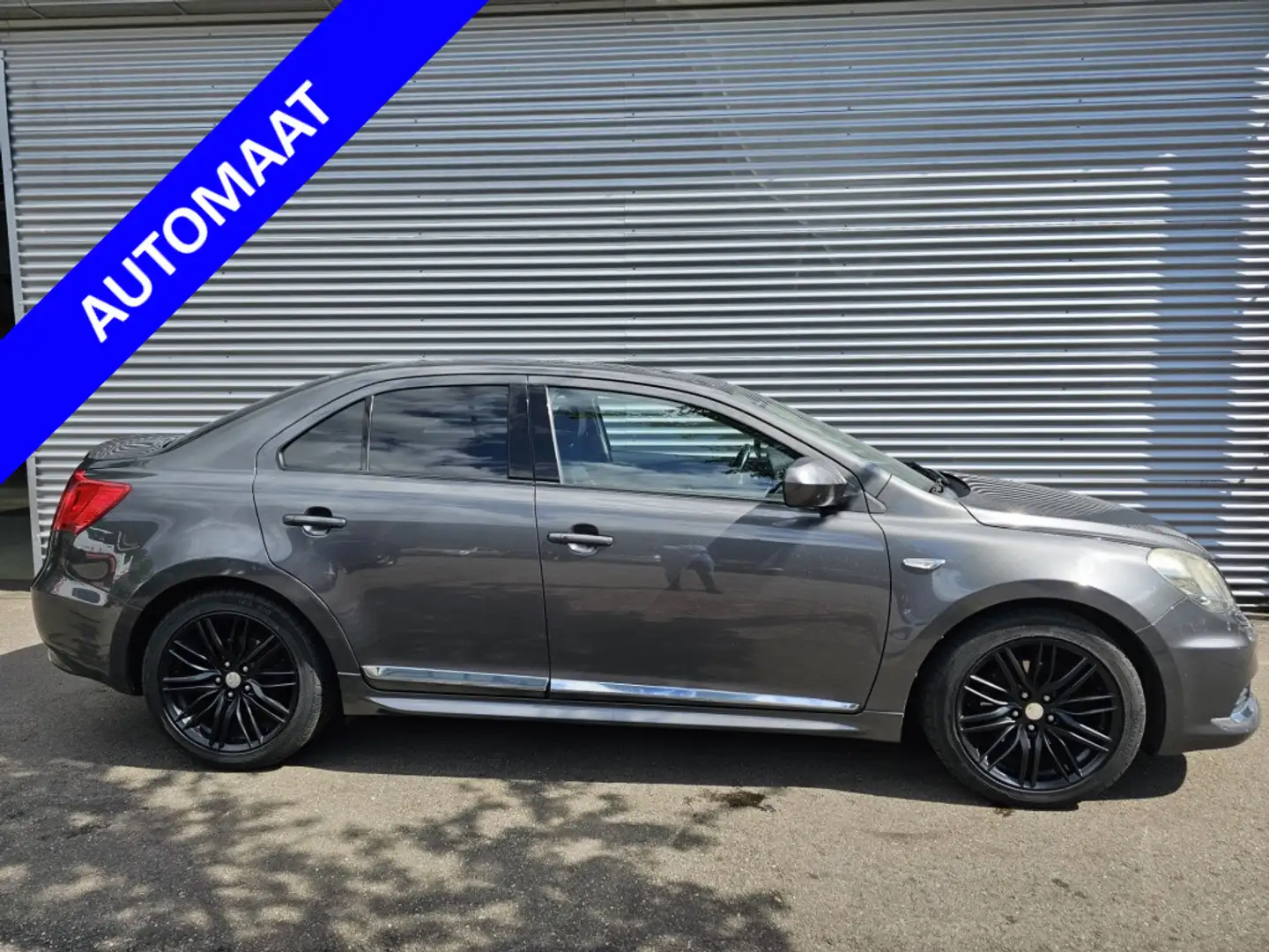 Suzuki Kizashi 2.4 i-AWD Sport Automaat Szary - 1