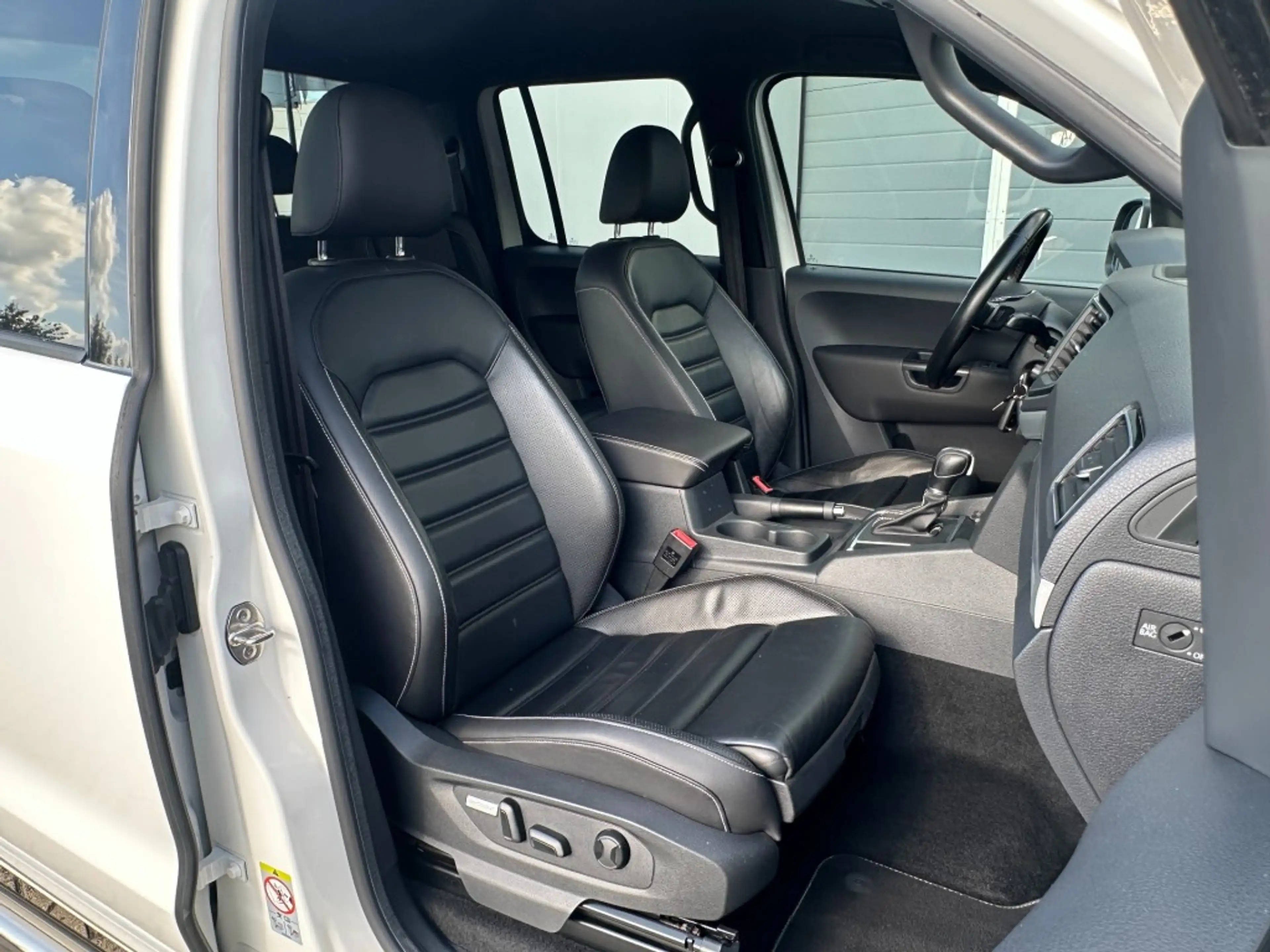 Volkswagen Amarok 3.0 V6 TDI 258pk 4motion bj2018 Aventura *Leer *Na — photo 12
