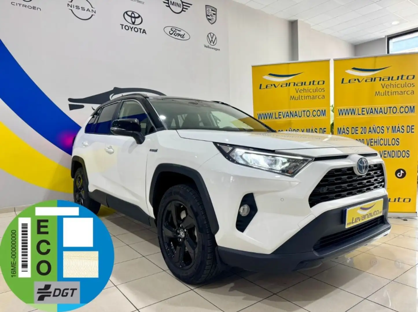 Toyota RAV 4 2.5 hybrid 4WD Advance Blanc - 1