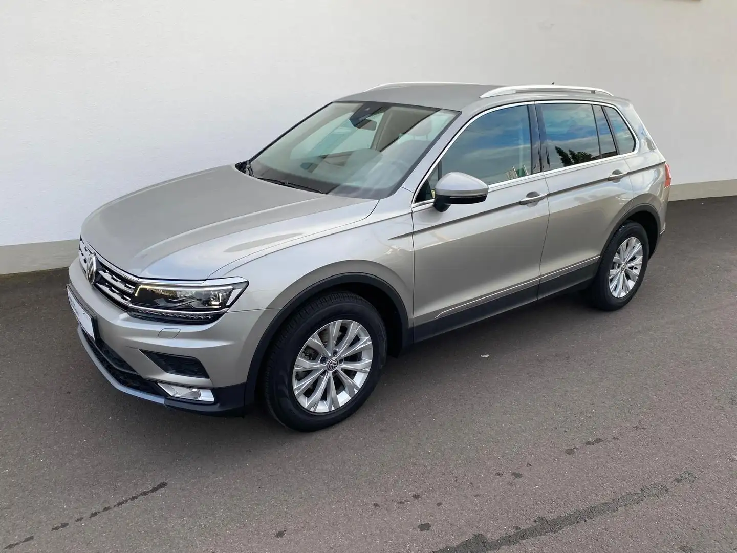 Volkswagen Tiguan Comfortline TSI ACT DSG Argent - 1