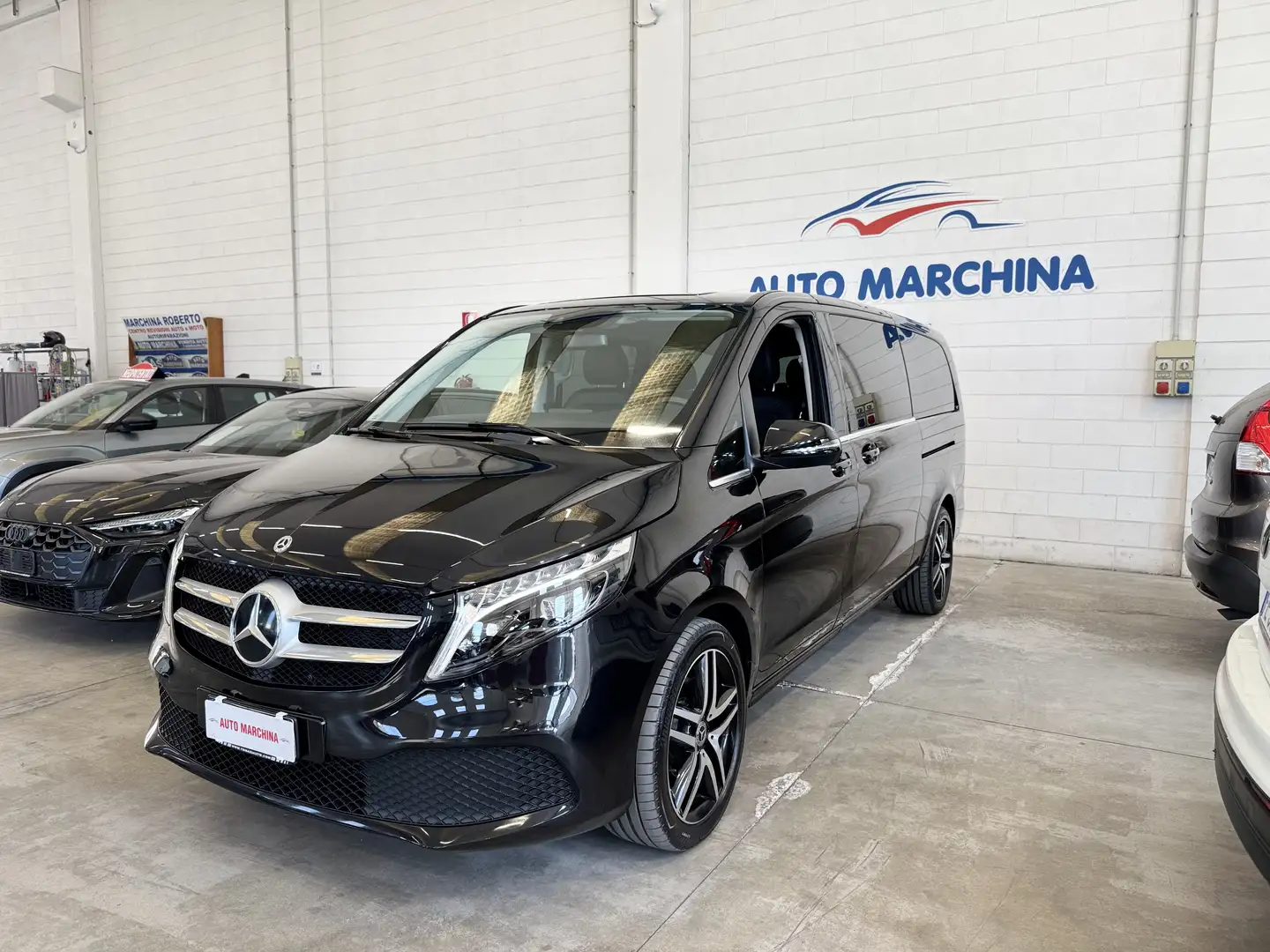 Mercedes-Benz V V Extralong 250 d Sport 4matic auto Nero - 2