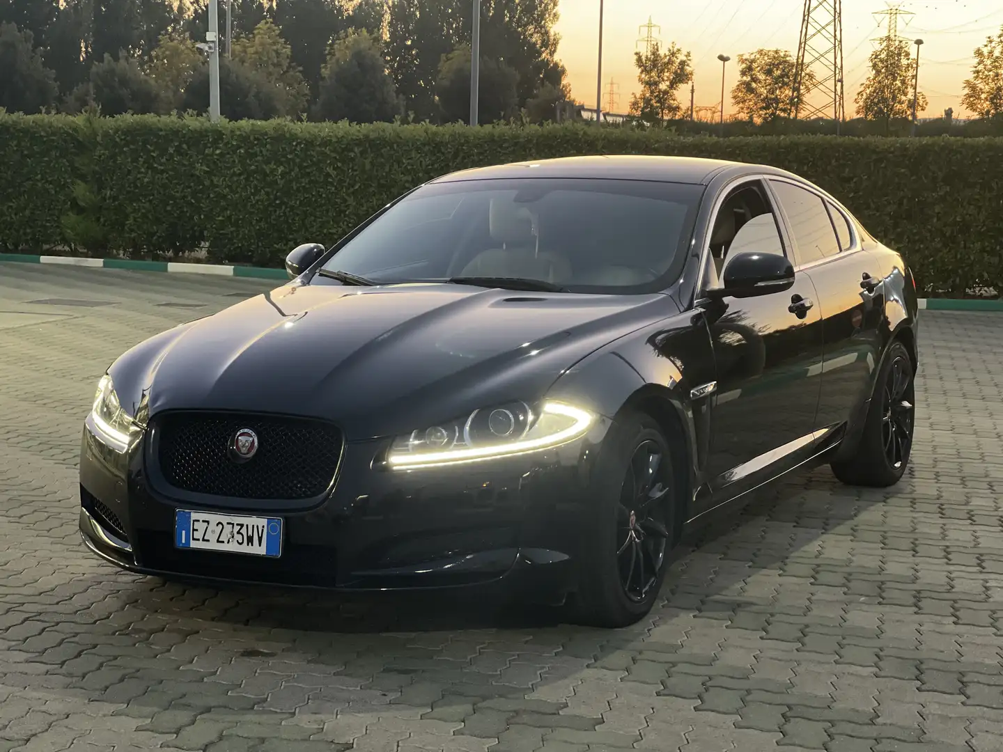 Jaguar XF 2.0d e-perf. Prestige Business edition 163cv auto - 1