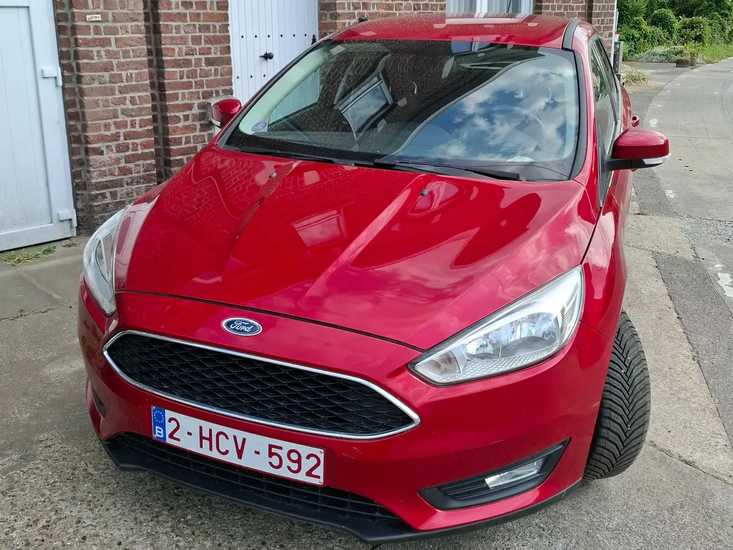 Ford Focus 1.0 EcoBoost Business Edition+ Noir - 1