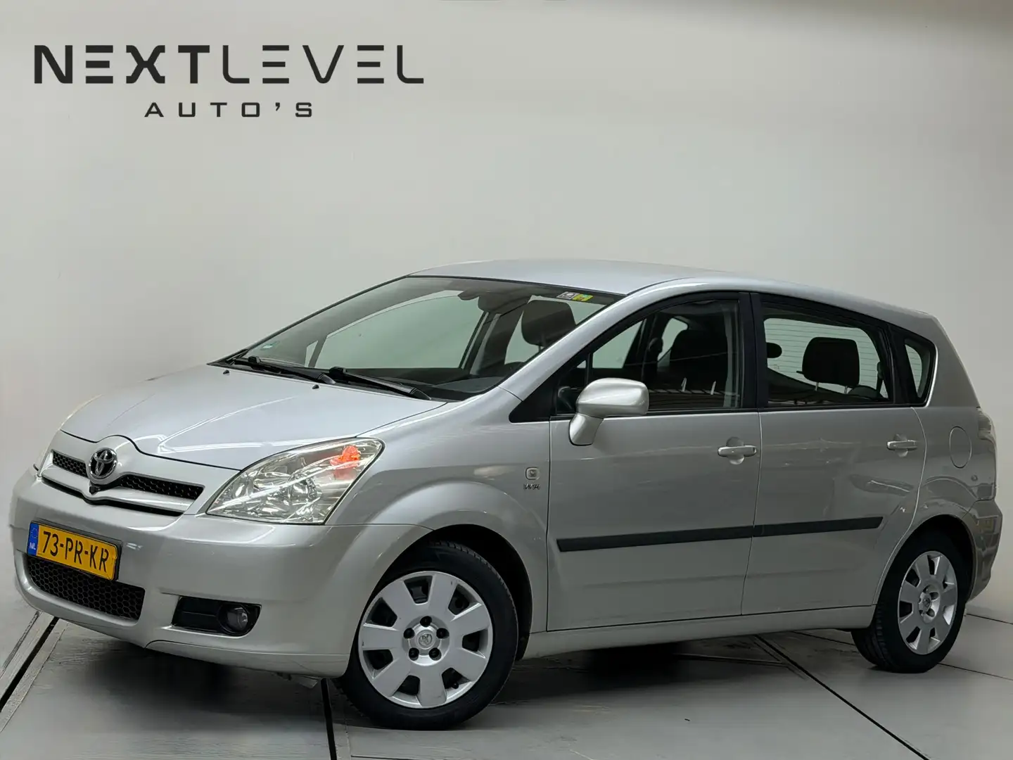 Toyota Corolla Verso 1.8 VVT-i Sol 7p. Automaat Nieuwe Koppeling Grau - 1