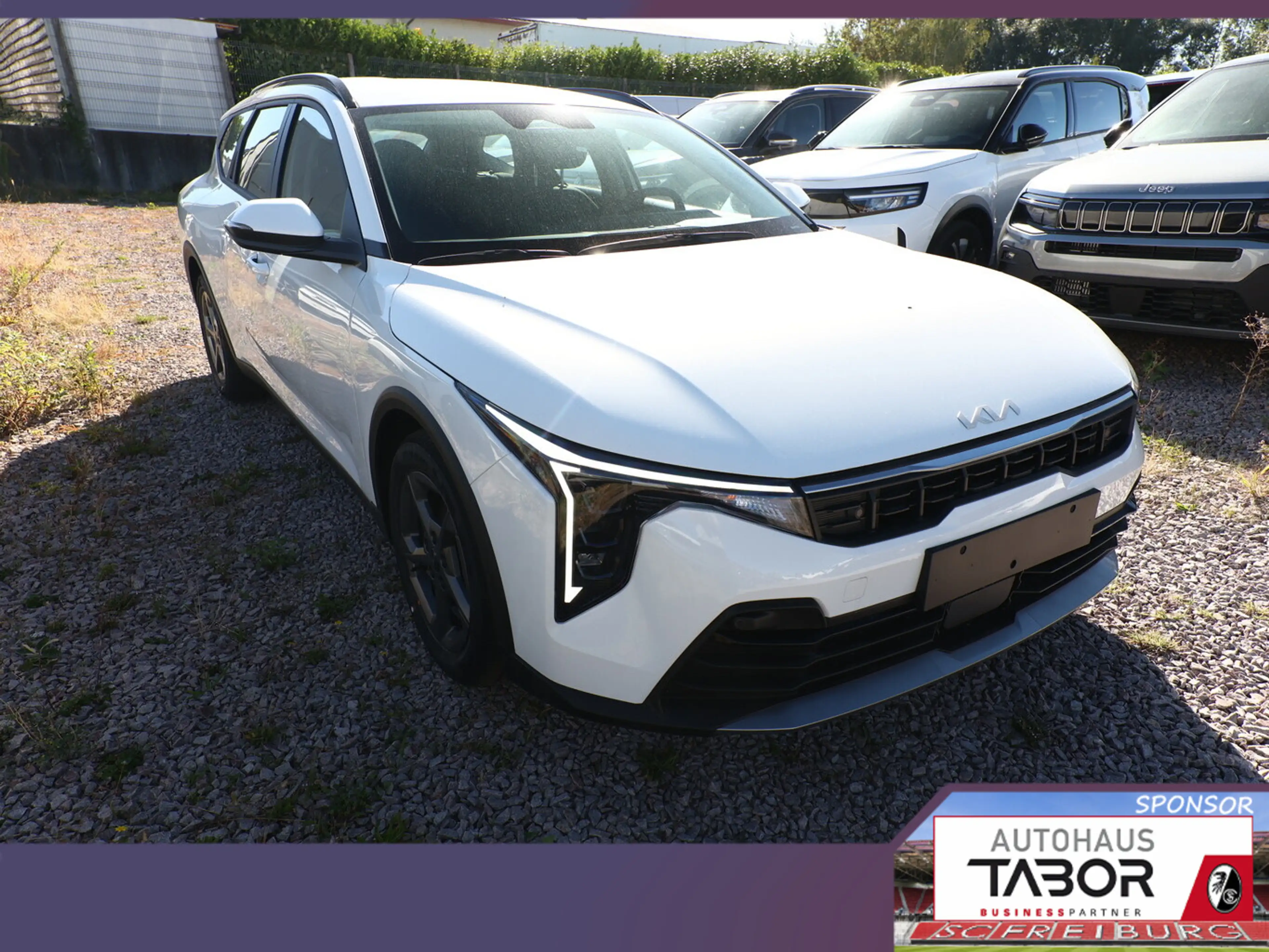 Kia K4 SW MT SHZ ACC Nav LED Kam Keyl 2xPDC UVP-32%* — photo 2
