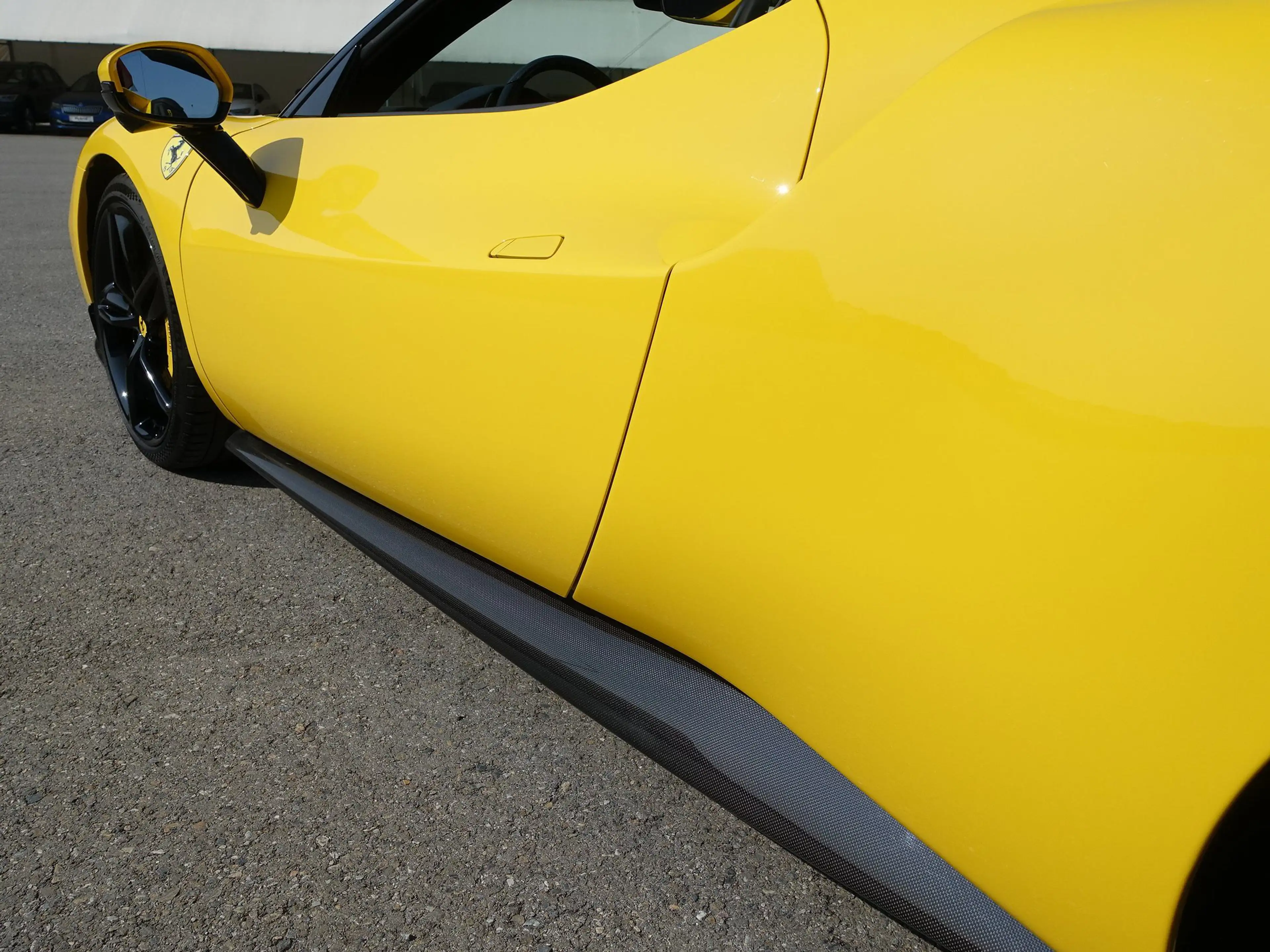 Ferrari 296 GTS Roadster PHEV F1 DCT *KARBON*LIFT*GARANTIE* — photo 9