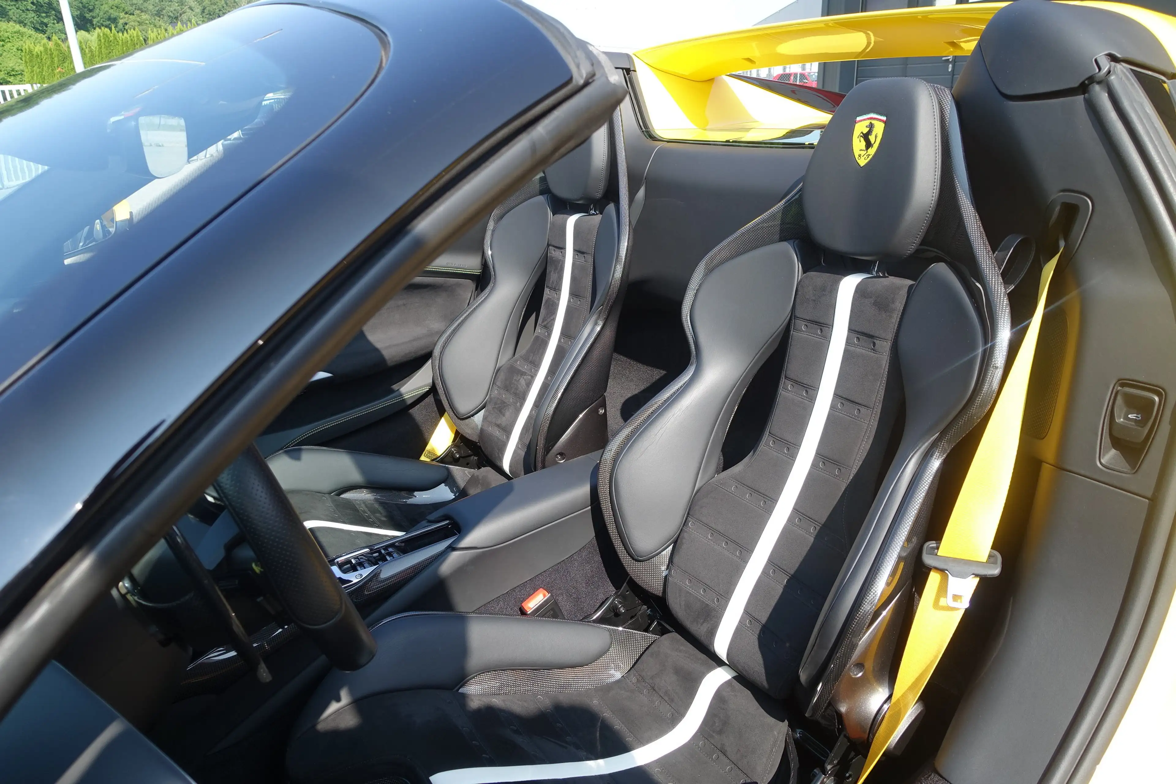 Ferrari 296 GTS Roadster PHEV F1 DCT *KARBON*LIFT*GARANTIE* — photo 15