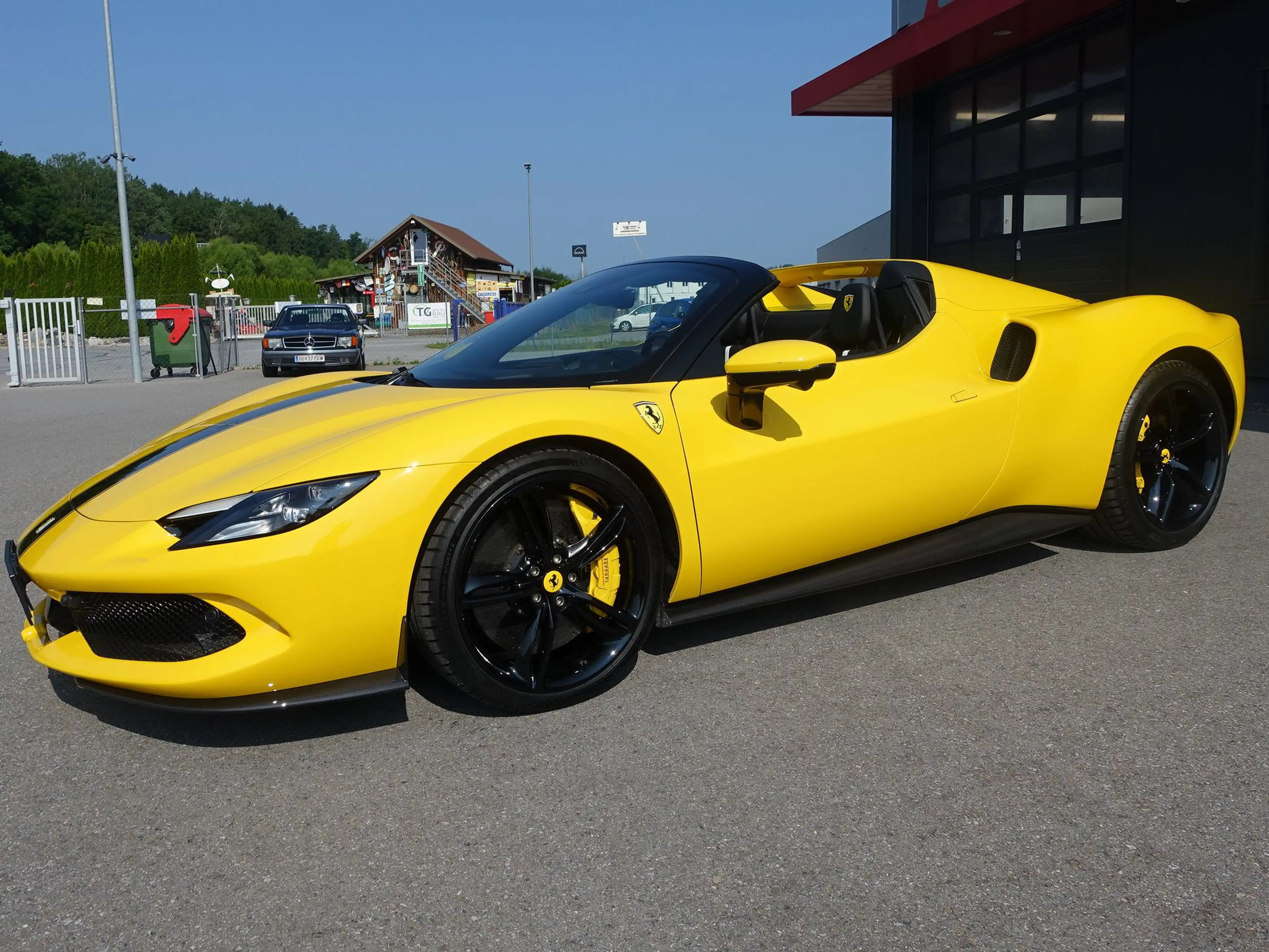 Ferrari 296 GTS Roadster PHEV F1 DCT *KARBON*LIFT*GARANTIE* — photo 10