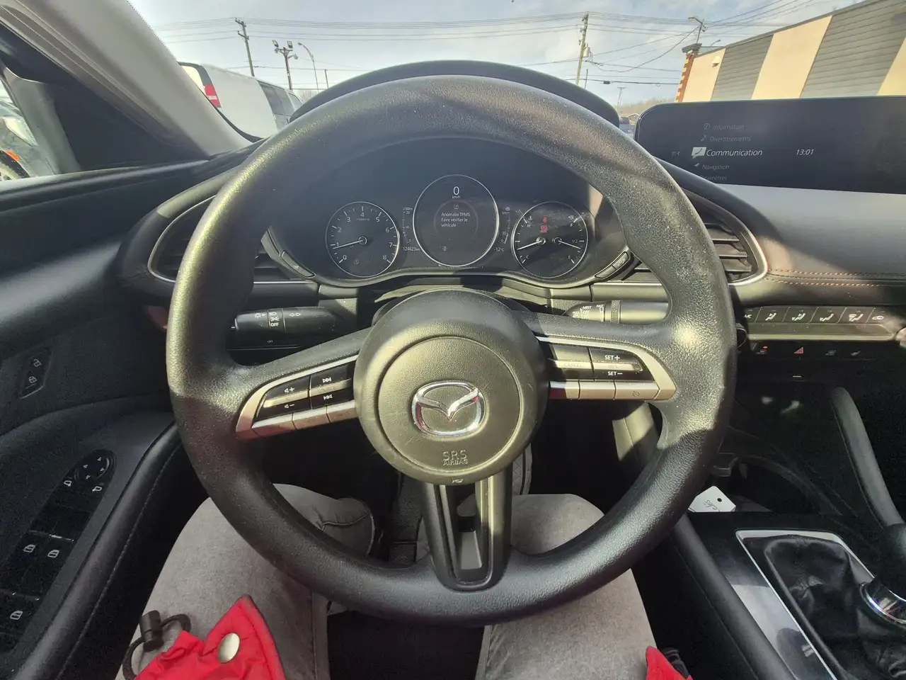 Mazda 3 снимка Mazda 3