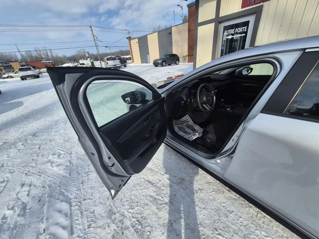 Mazda 3 снимка Mazda 3