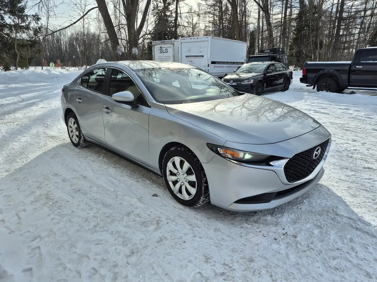 Mazda 3 снимка Mazda 3