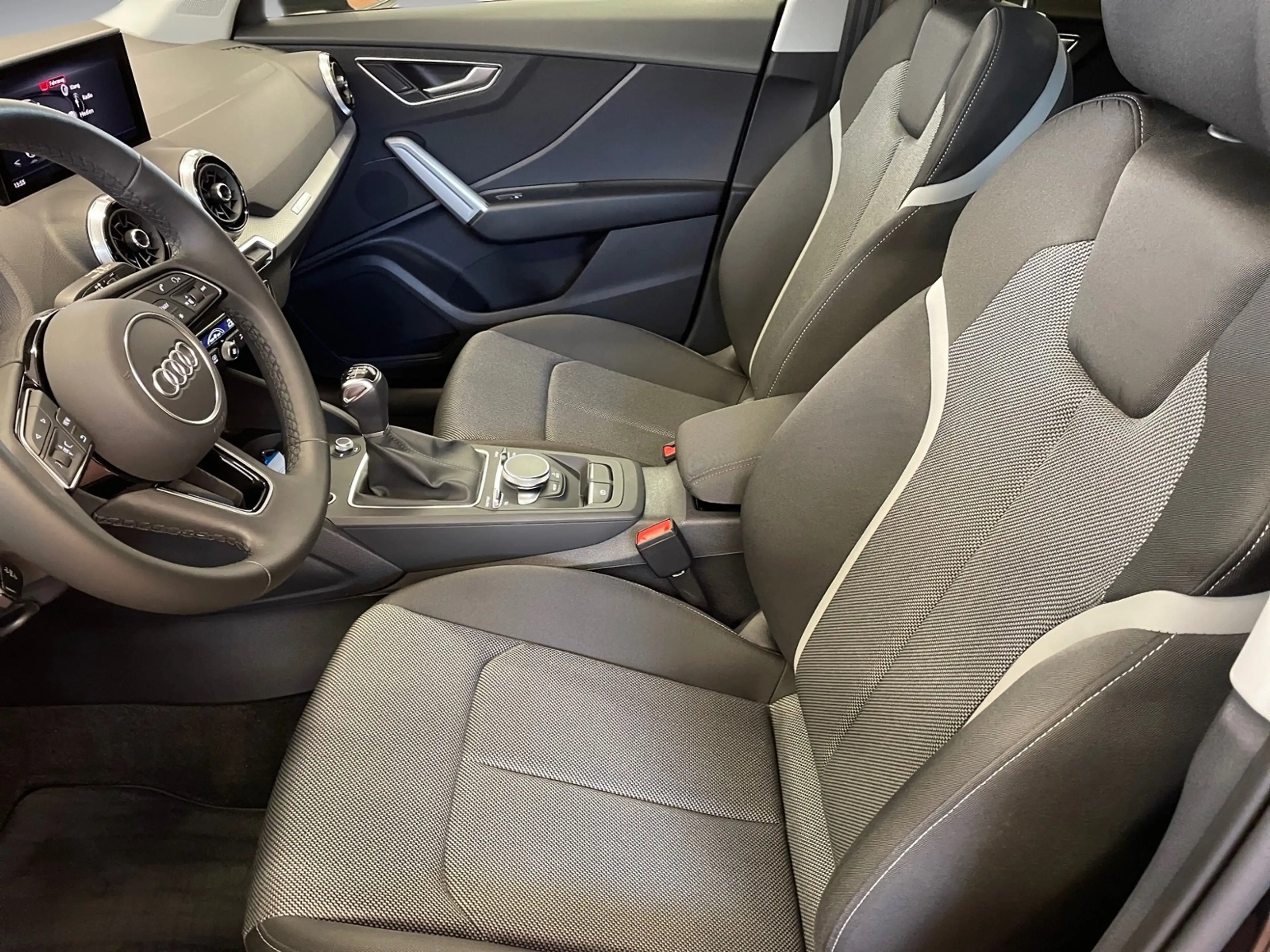 Audi Q2 30 TFSI LED KLIMA ALU — photo 13