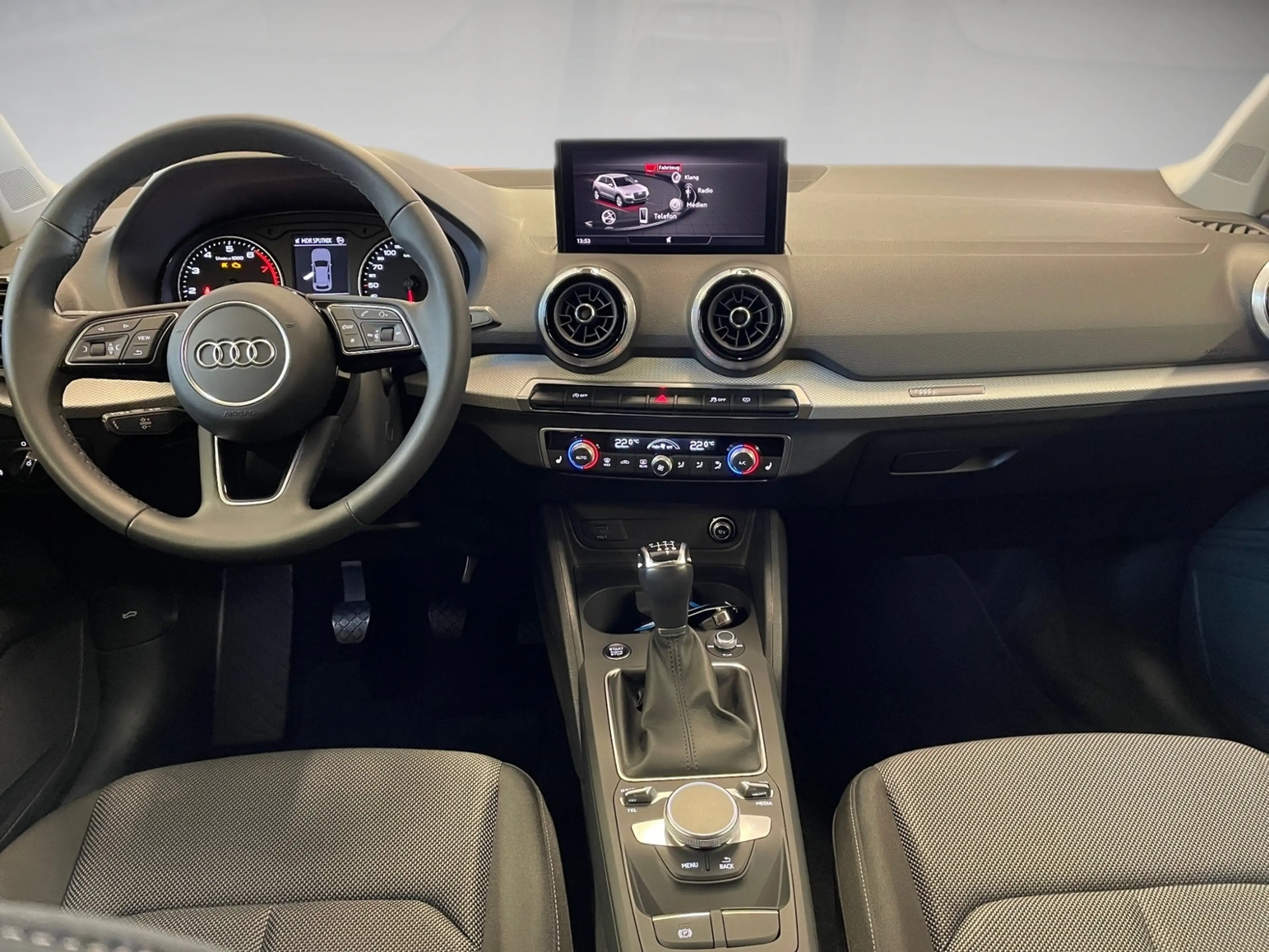 Audi Q2 30 TFSI LED KLIMA ALU — photo 10