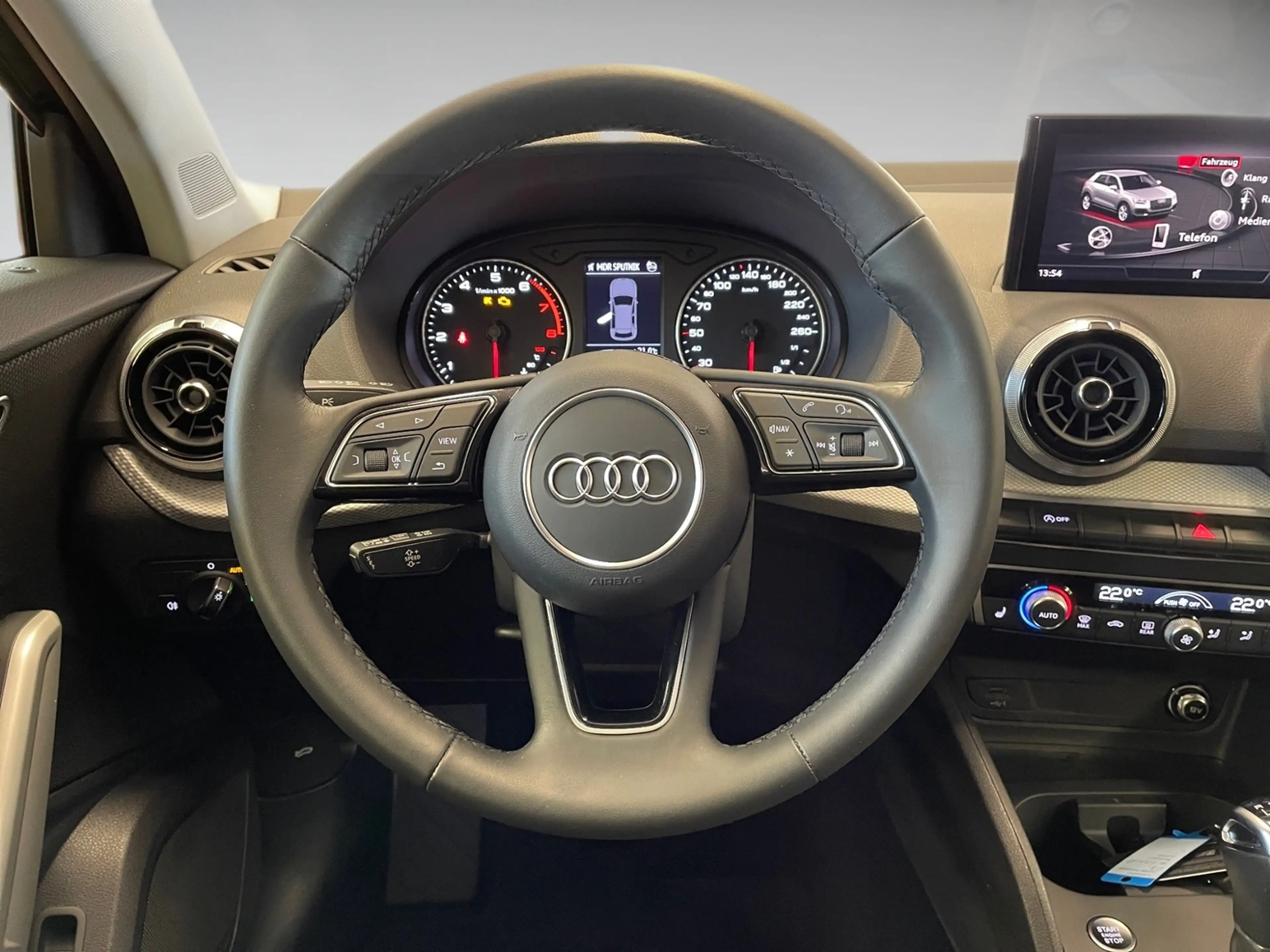 Audi Q2 30 TFSI LED KLIMA ALU — photo 11
