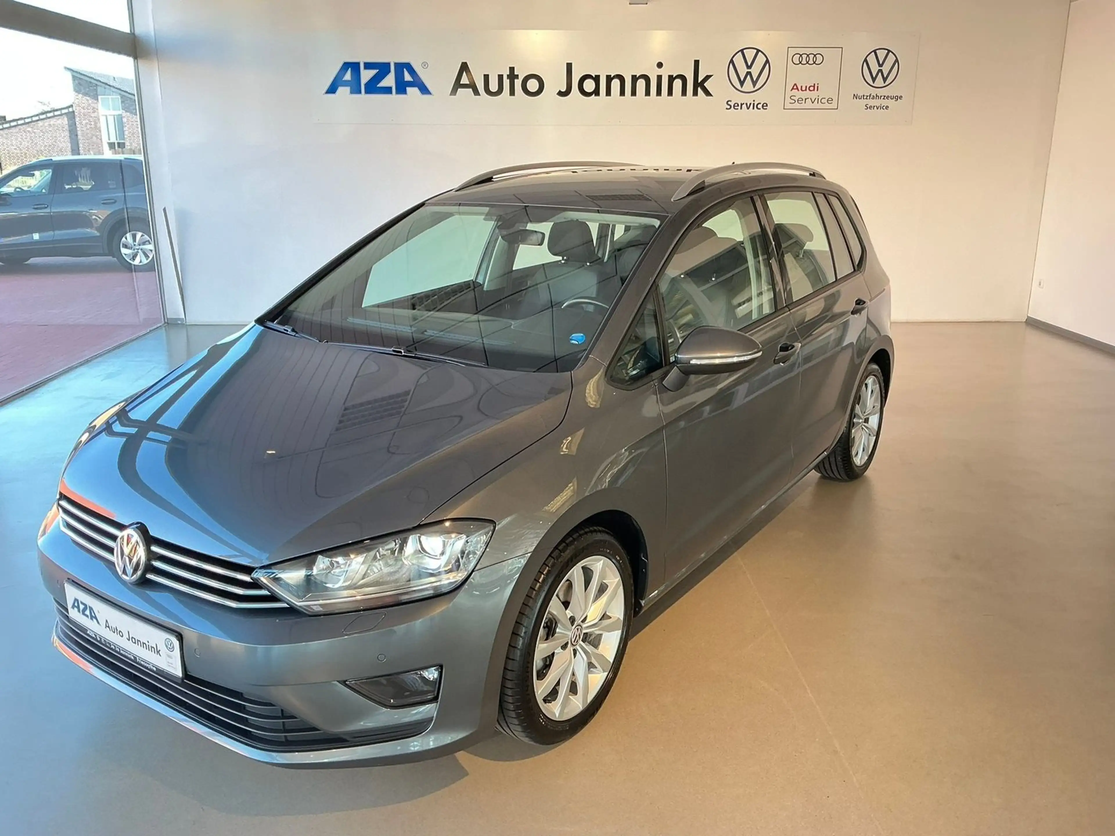 Volkswagen Golf Sportsvan Sportsvan 1.4 TSI DSG AHK*Navi*SHZ*RFK