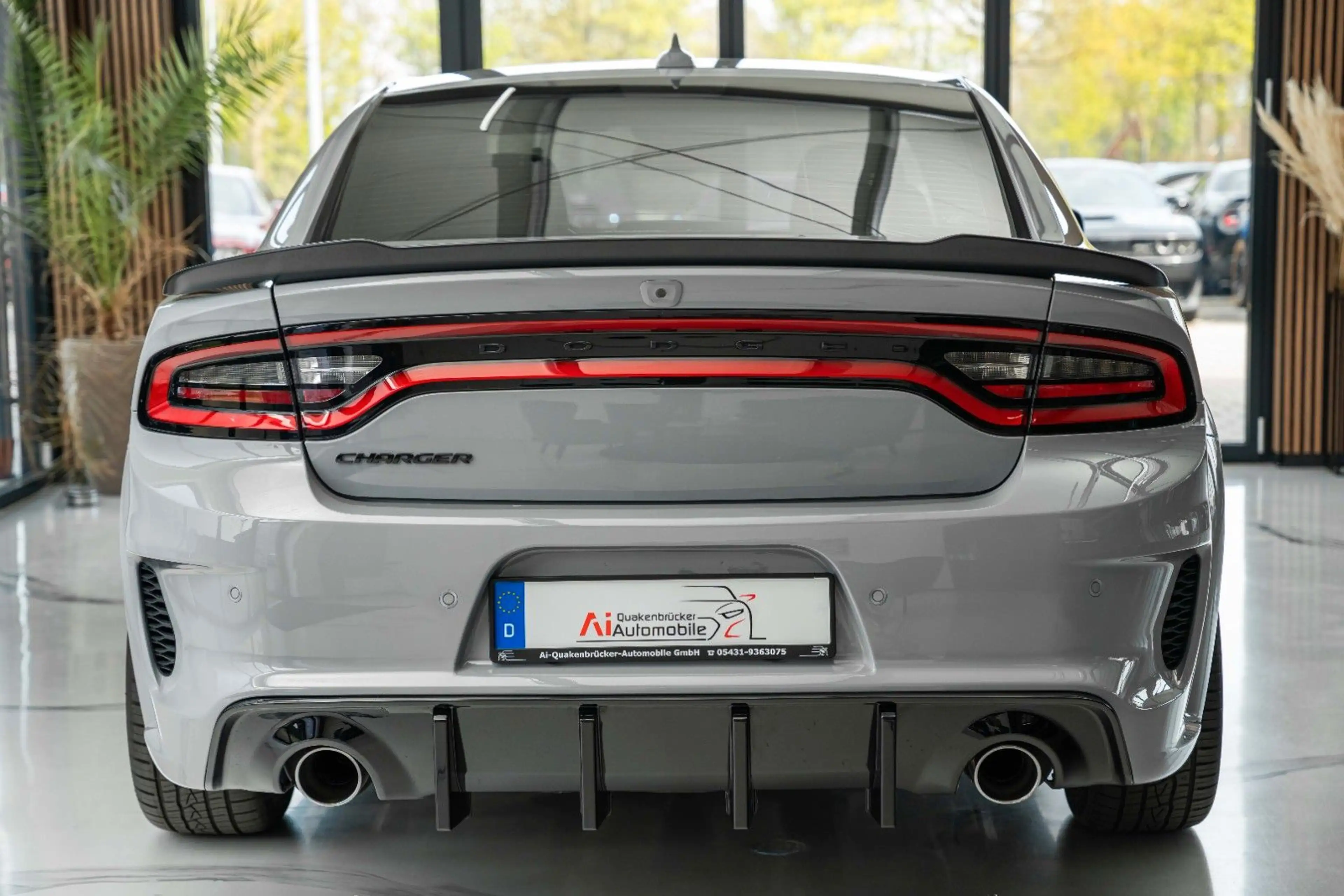 Dodge Charger 5,7 HEMI V8 WIDEBODY LED — photo 7