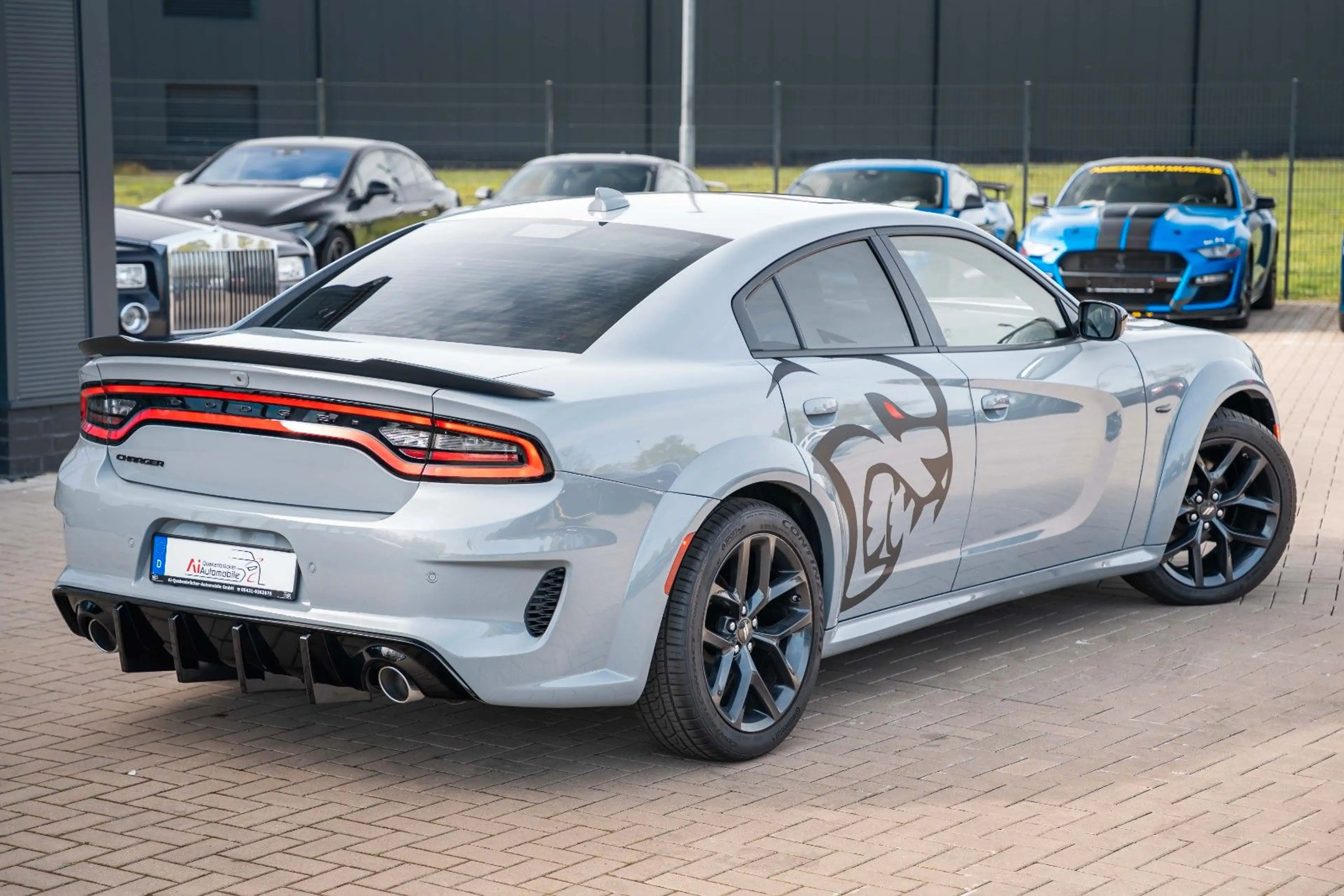 Dodge Charger 5,7 HEMI V8 WIDEBODY LED — photo 13