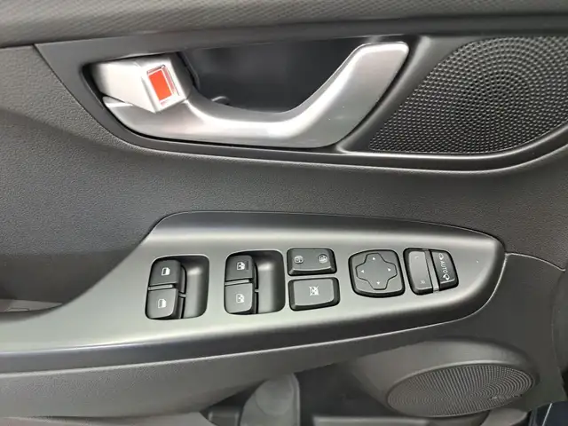 Hyundai Kona view 9