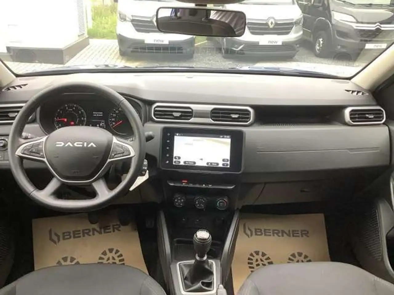 Dacia Duster — photo 22