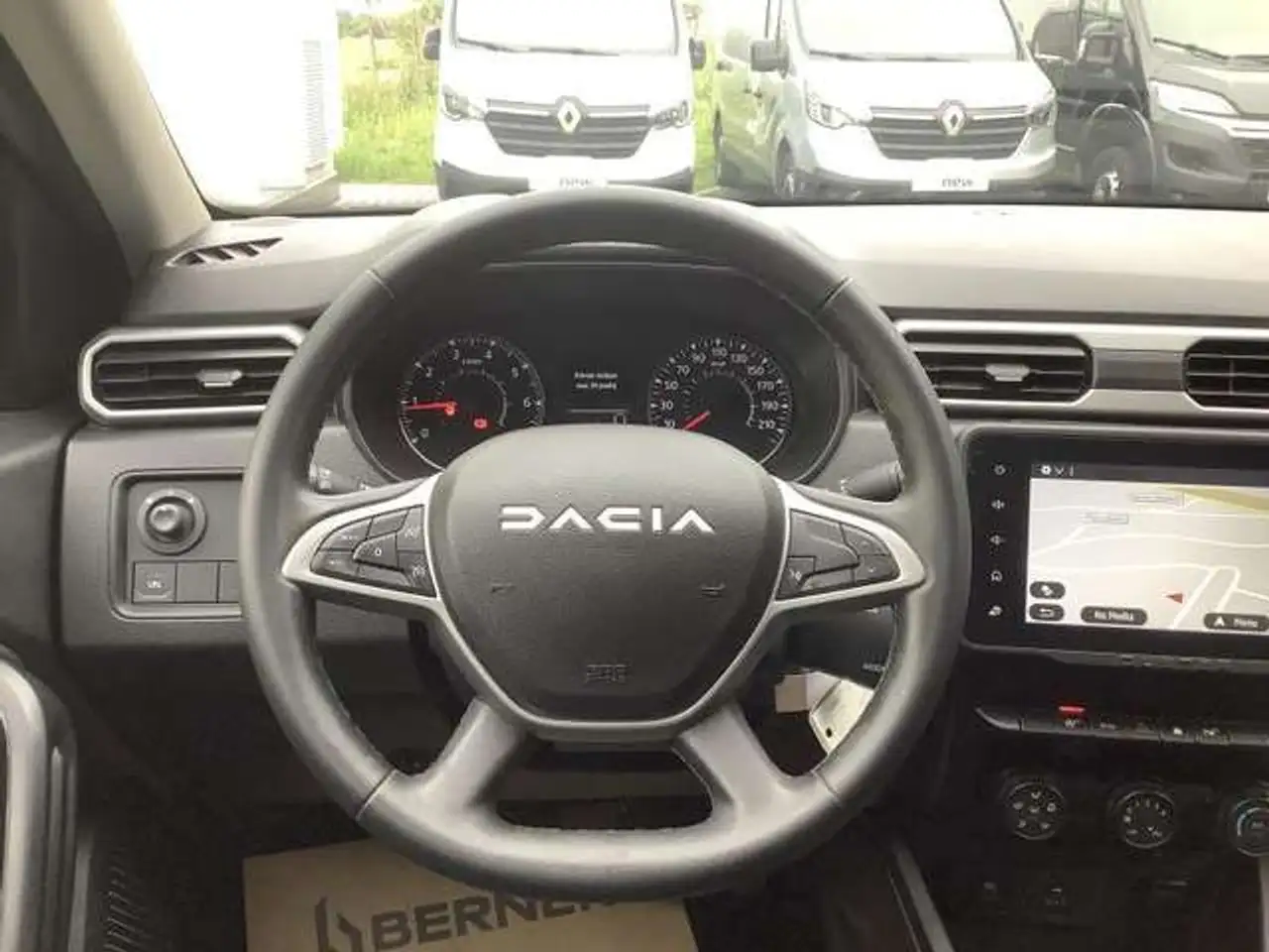 Dacia Duster — photo 21