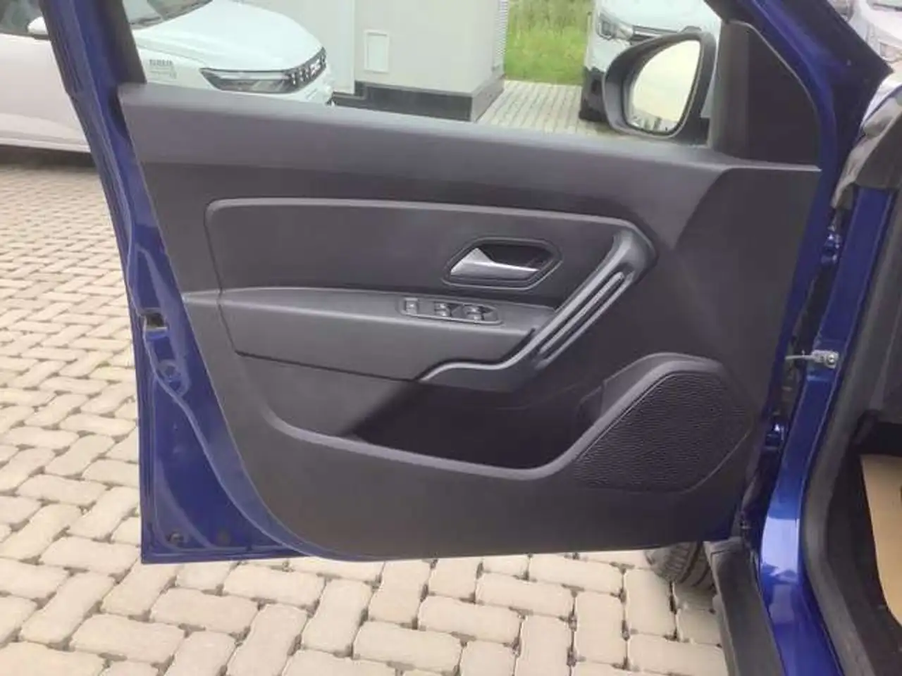 Dacia Duster — photo 10