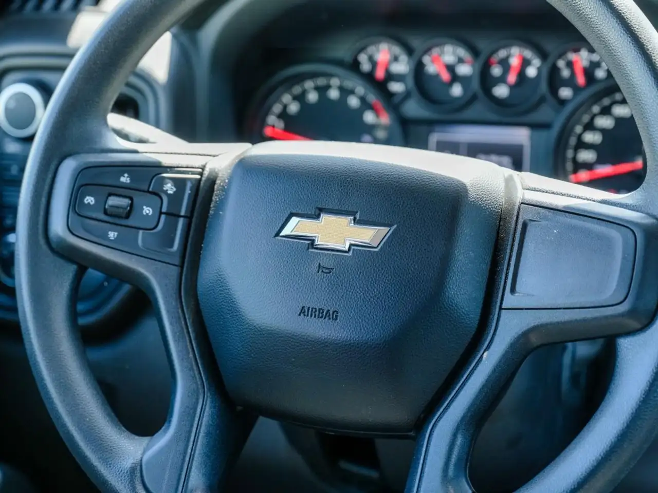 Chevrolet Silverado 1500 снимка Chevrolet Silverado 1500