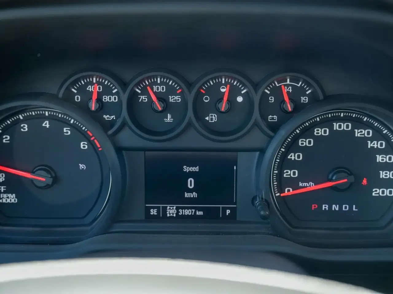 Chevrolet Silverado 1500 снимка Chevrolet Silverado 1500