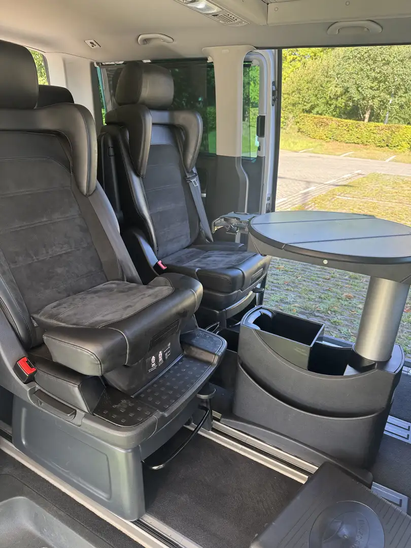 Volkswagen T6 Multivan - 2