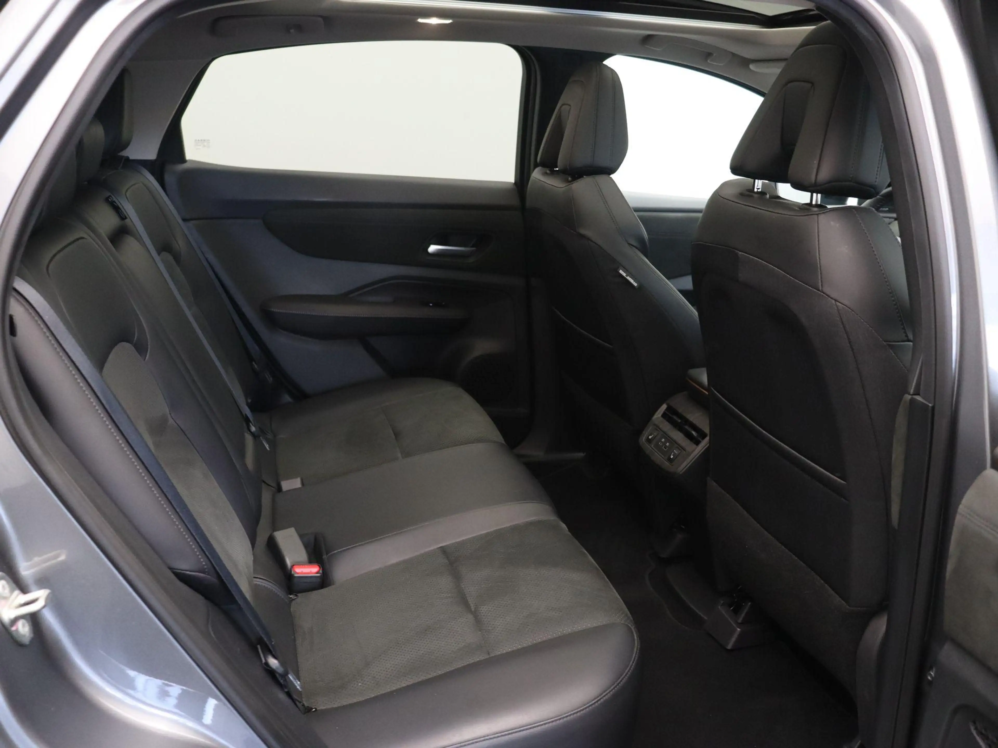 Nissan Ariya e-4ORCE Evolve 91 kWh | SOH 98% | Bose Audio | Pan — photo 9