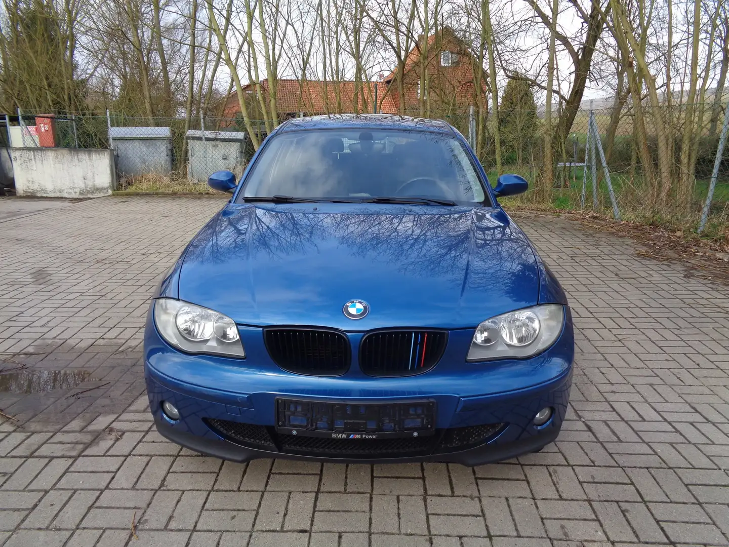 BMW 116 1er Blau - 1