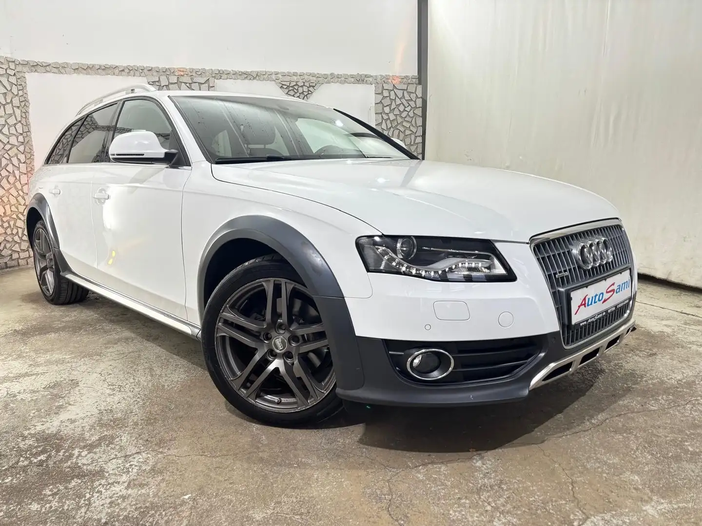 Audi A4 allroad quattro TDI TEMPO XENON SITZ.H NAVI Weiß - 1