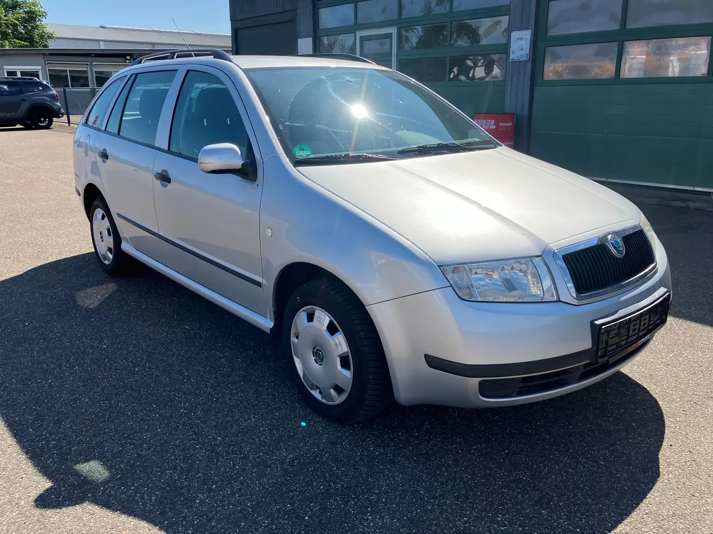 Skoda Fabia 1.4 16V Combi Comfort Klima Scheckheft Bordcomput. Zilver - 1