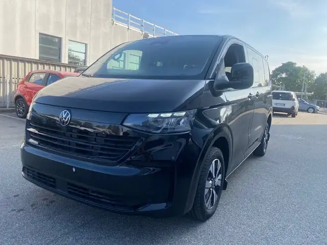 Volkswagen T7 Caravelle Life 2.0 TDI 110 kW ant. auto