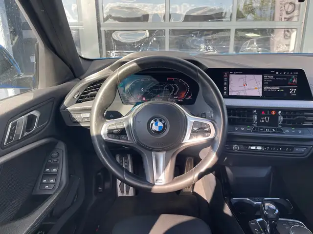 BMW 1 Series view 8