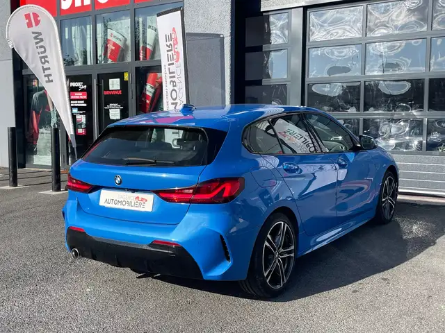 BMW 1 Series view 4