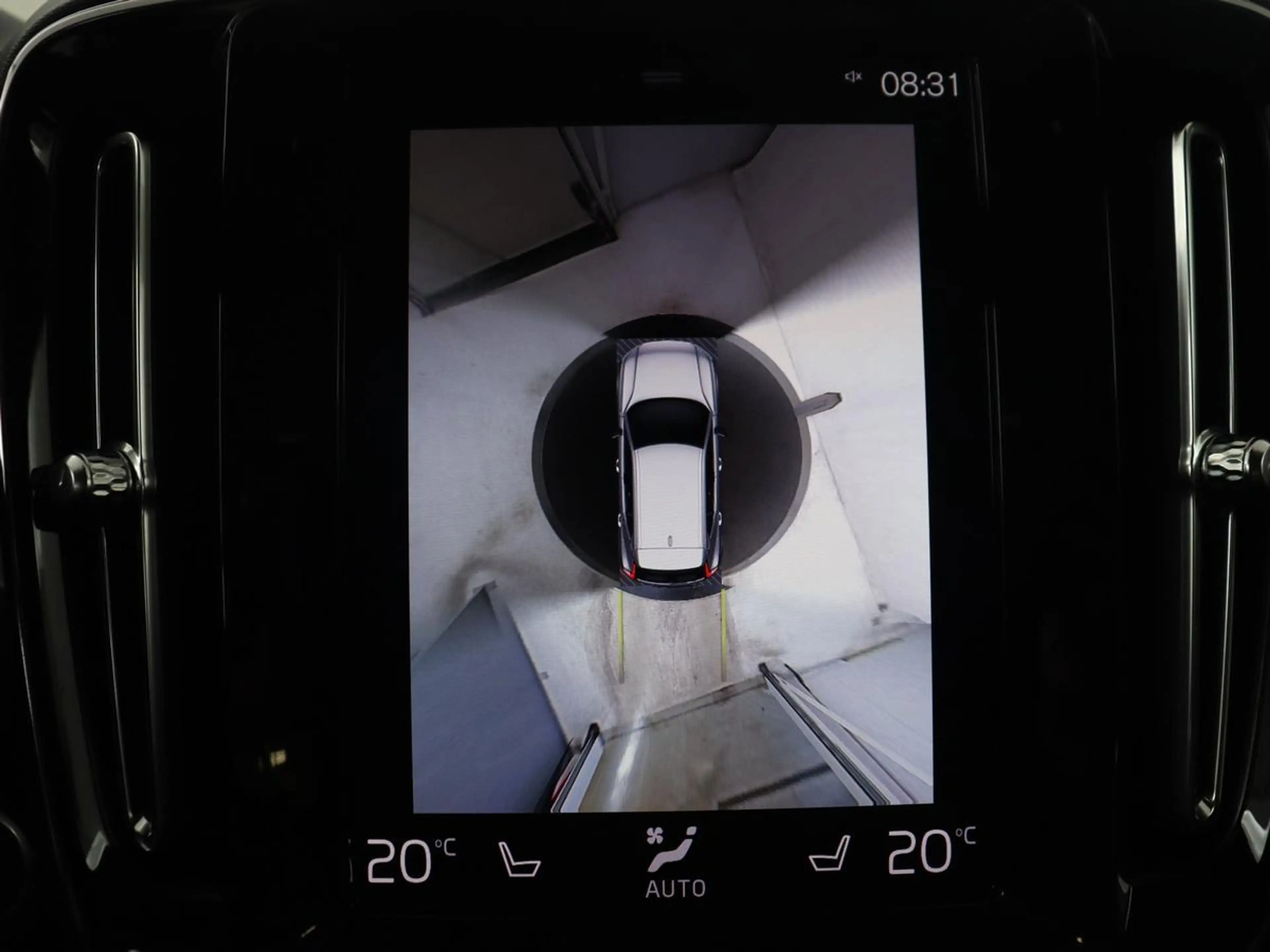 Volvo XC40 1.5 T5 Recharge Business Pro | SOH 84,5 | 360 Came — photo 17